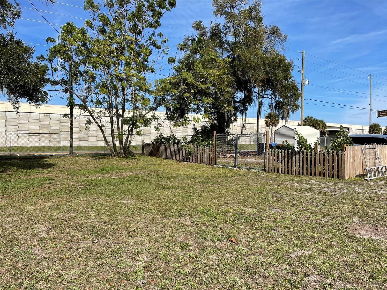 Single Family Residence at 750 CHARLIE TAYLOR RD, PLANT CITY, photo 12 of 36