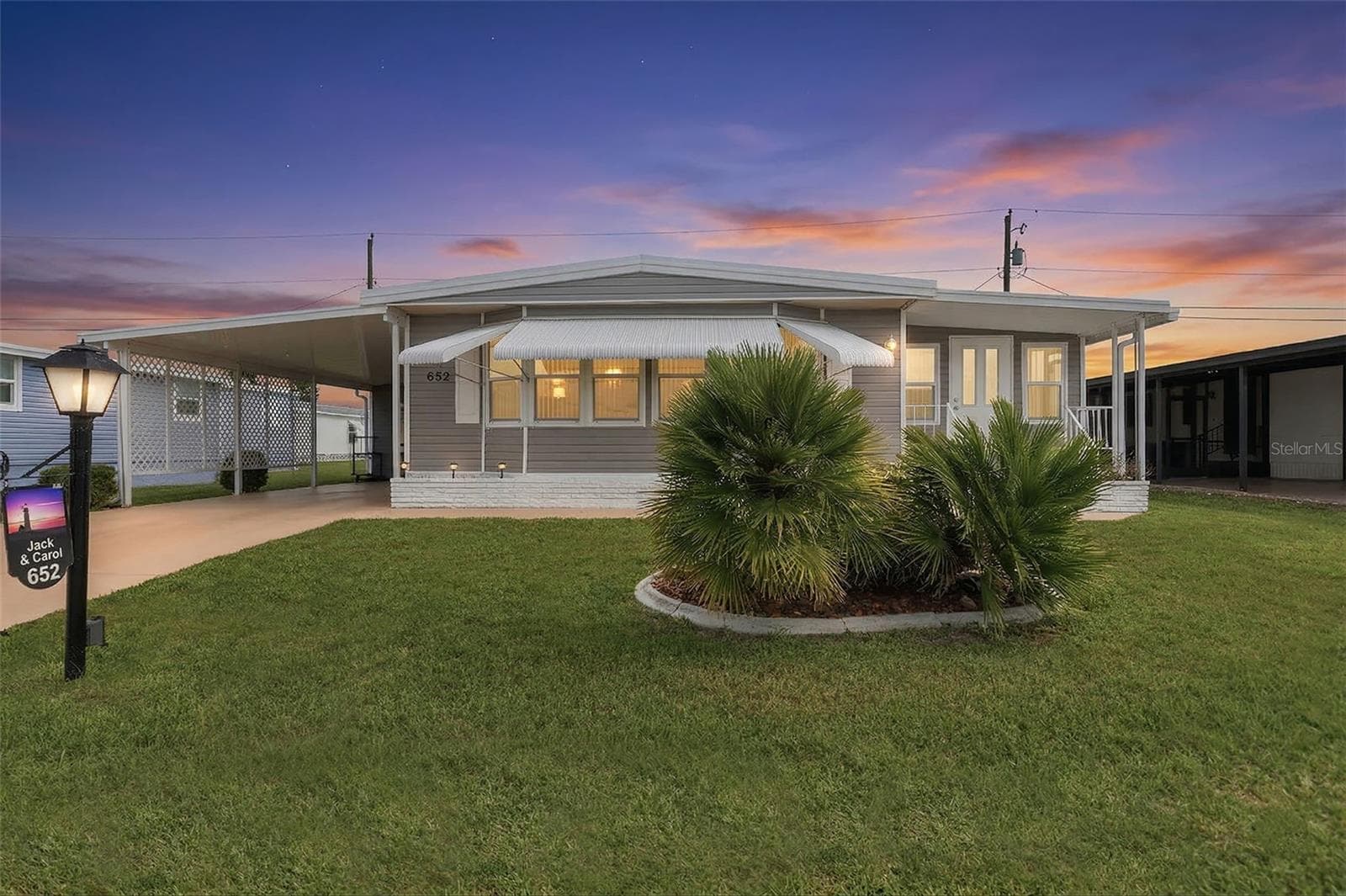 Manufactured Home at 652 LA SALA, NORTH PORT, photo 2 of 77