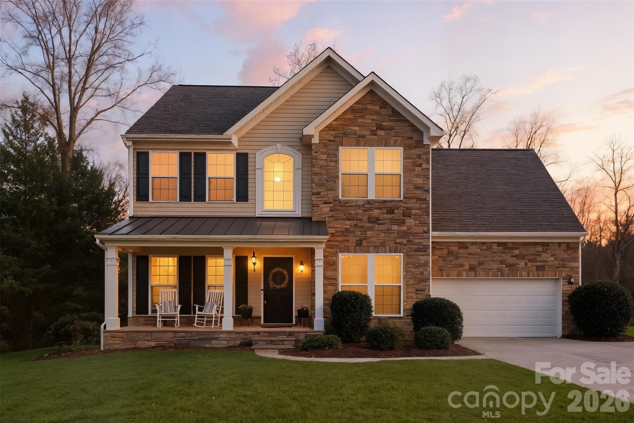 This beautiful 3 story home is ready for its new owners - Lake Wylie
