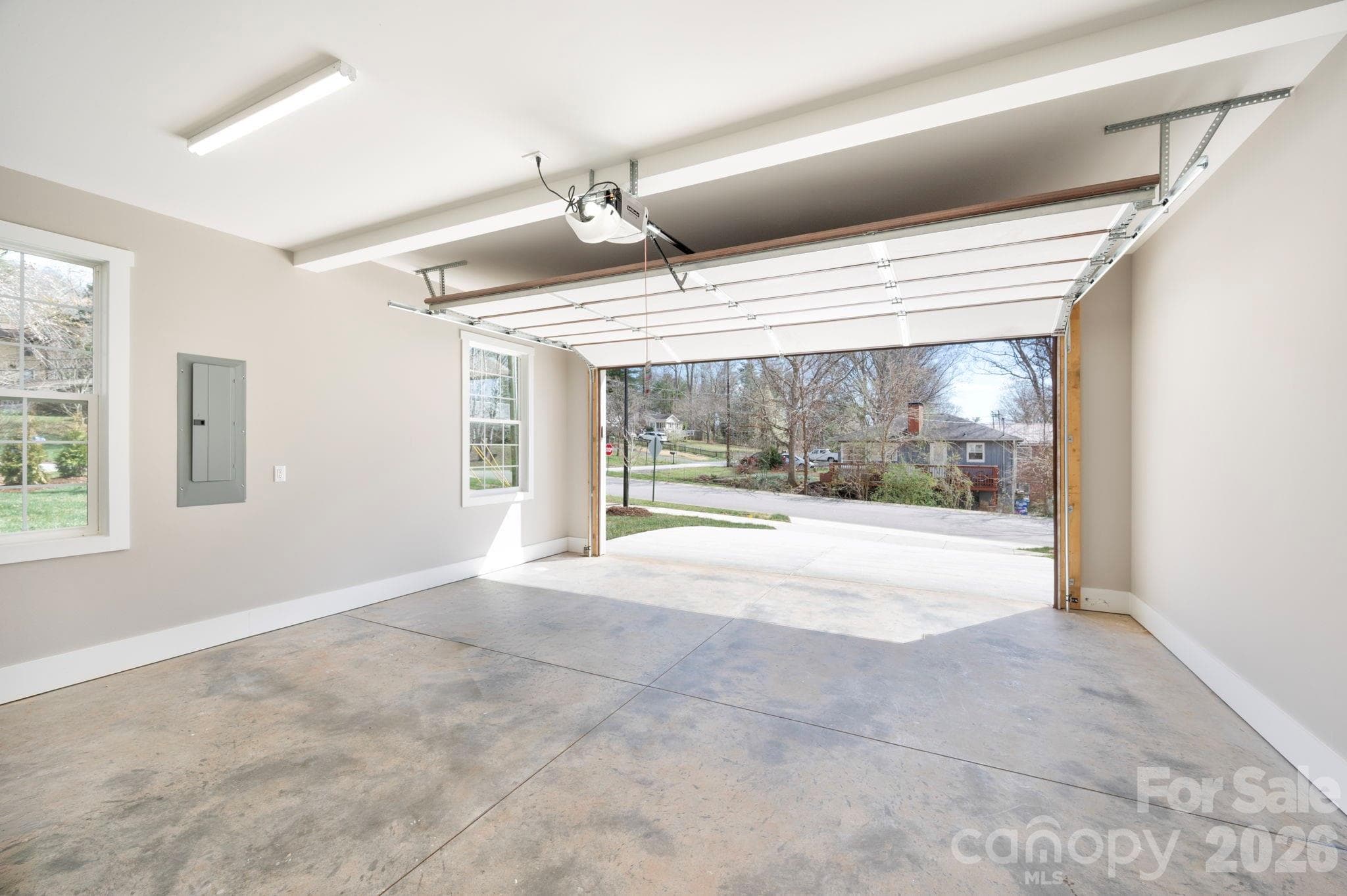 Spacious 2-Car Garage - 9 Myrtle Lee Cove, Arden