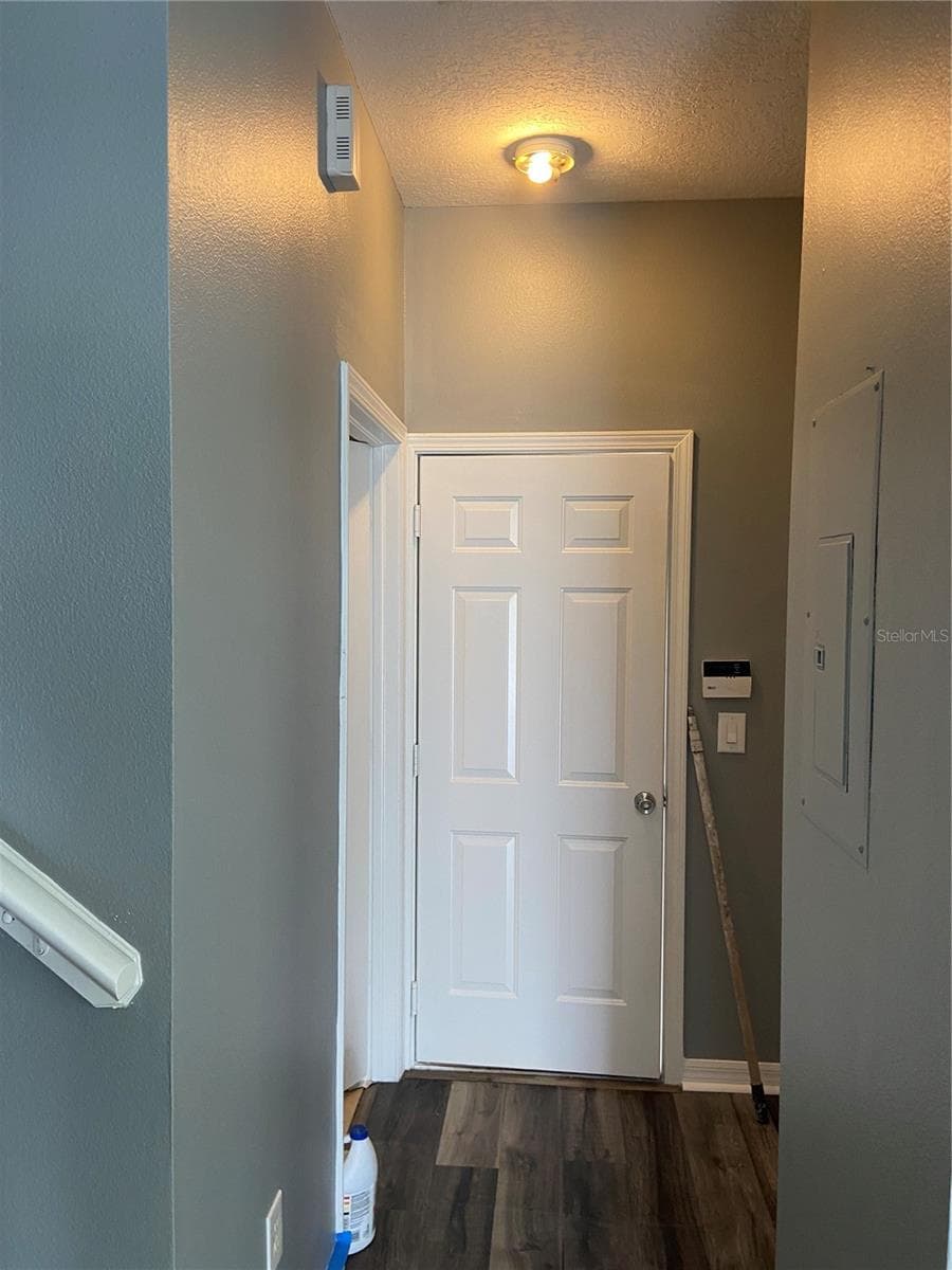 Townhouse at 27546 PLEASURE RIDE LOOP, WESLEY CHAPEL, photo 9 of 31
