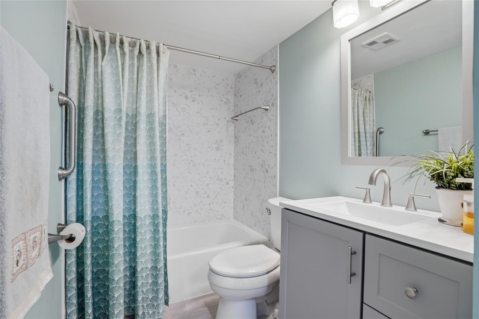 Bathroom 2 - 868 BAYWAY BLVD #101, CLEARWATER BEACH