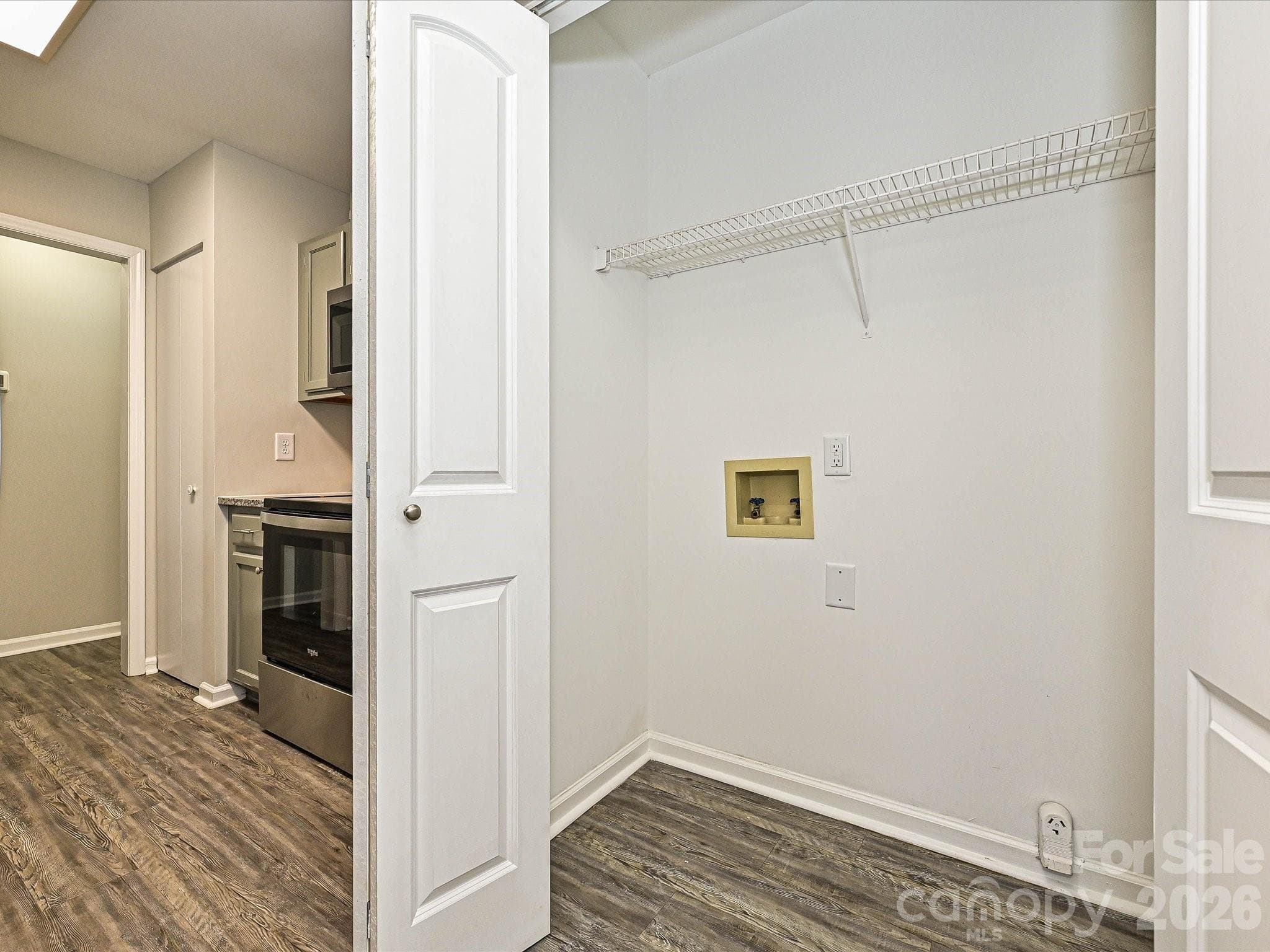 Single Family Residence at 1225 Eagles Landing Drive, Charlotte, photo 3 of 15