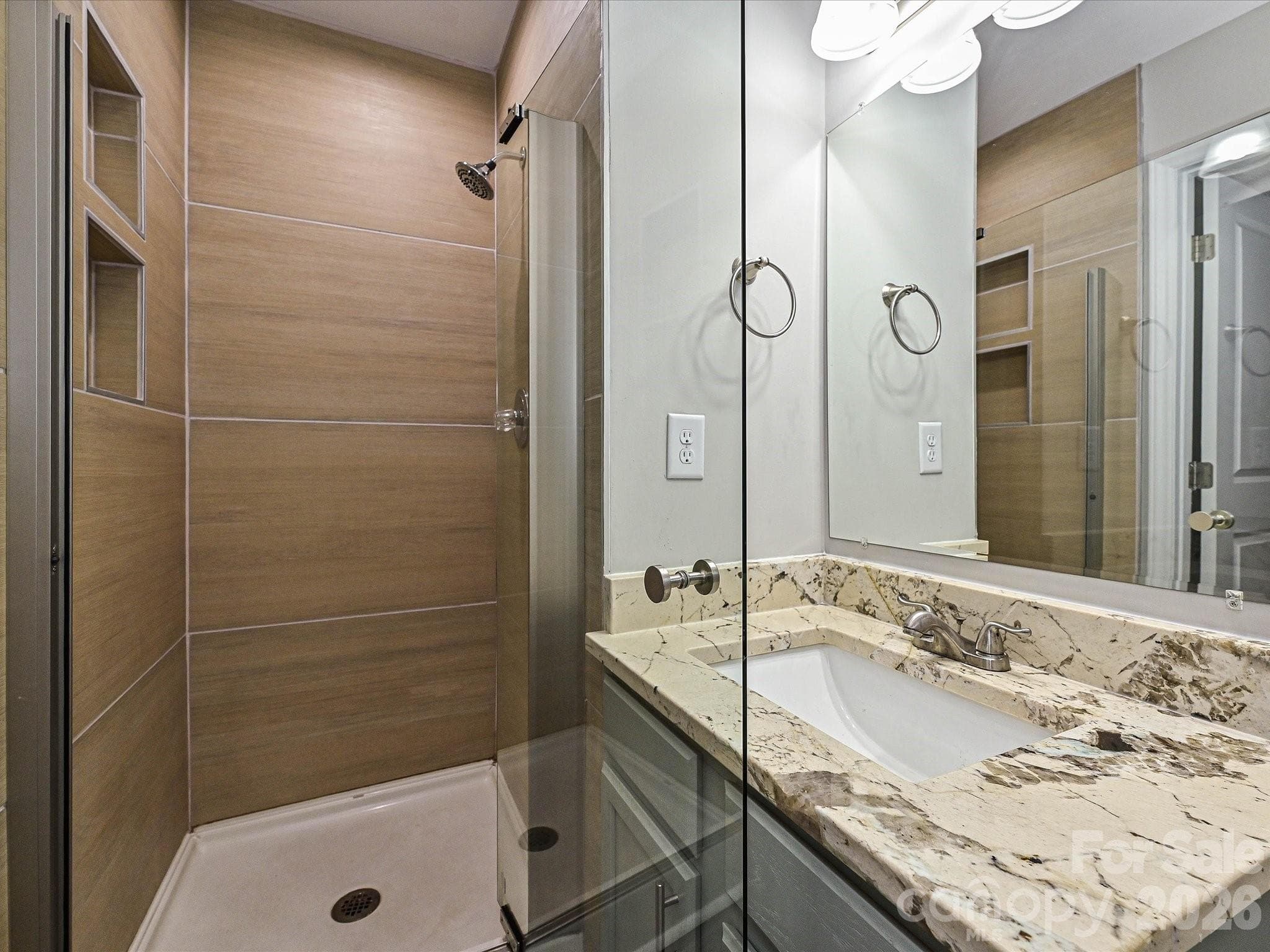 Single Family Residence at 1225 Eagles Landing Drive, Charlotte, photo 9 of 15