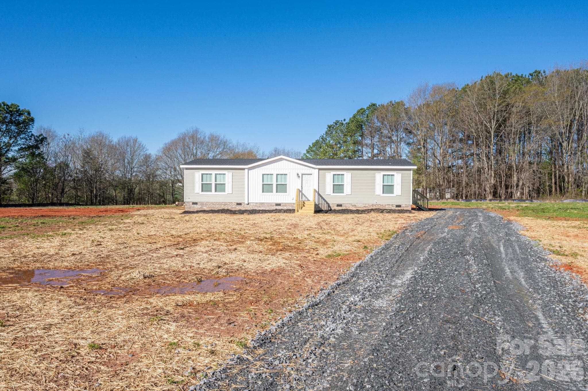 Exterior - 808 W Eagleview Lane, Lawndale