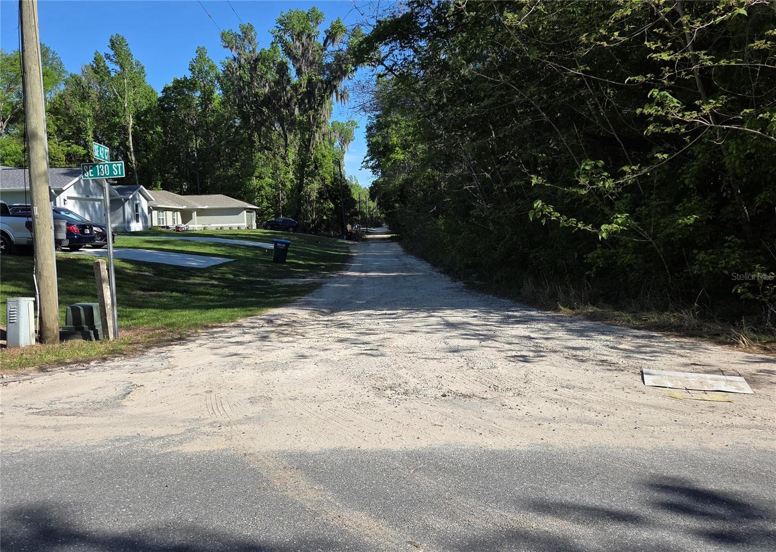 Off of paved roads - 0000 SE 42ND CT, BELLEVIEW