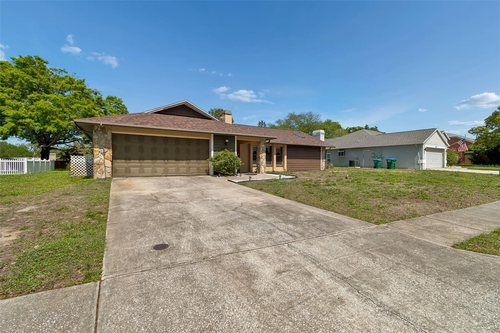Single Family Residence at 1039 NORTHRIDGE DR, PALM HARBOR, photo 3 of 64