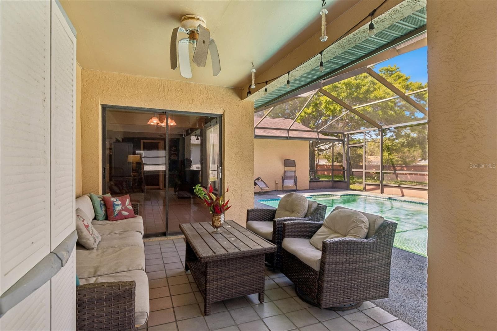 Single Family Residence at 1039 NORTHRIDGE DR, PALM HARBOR, photo 39 of 64