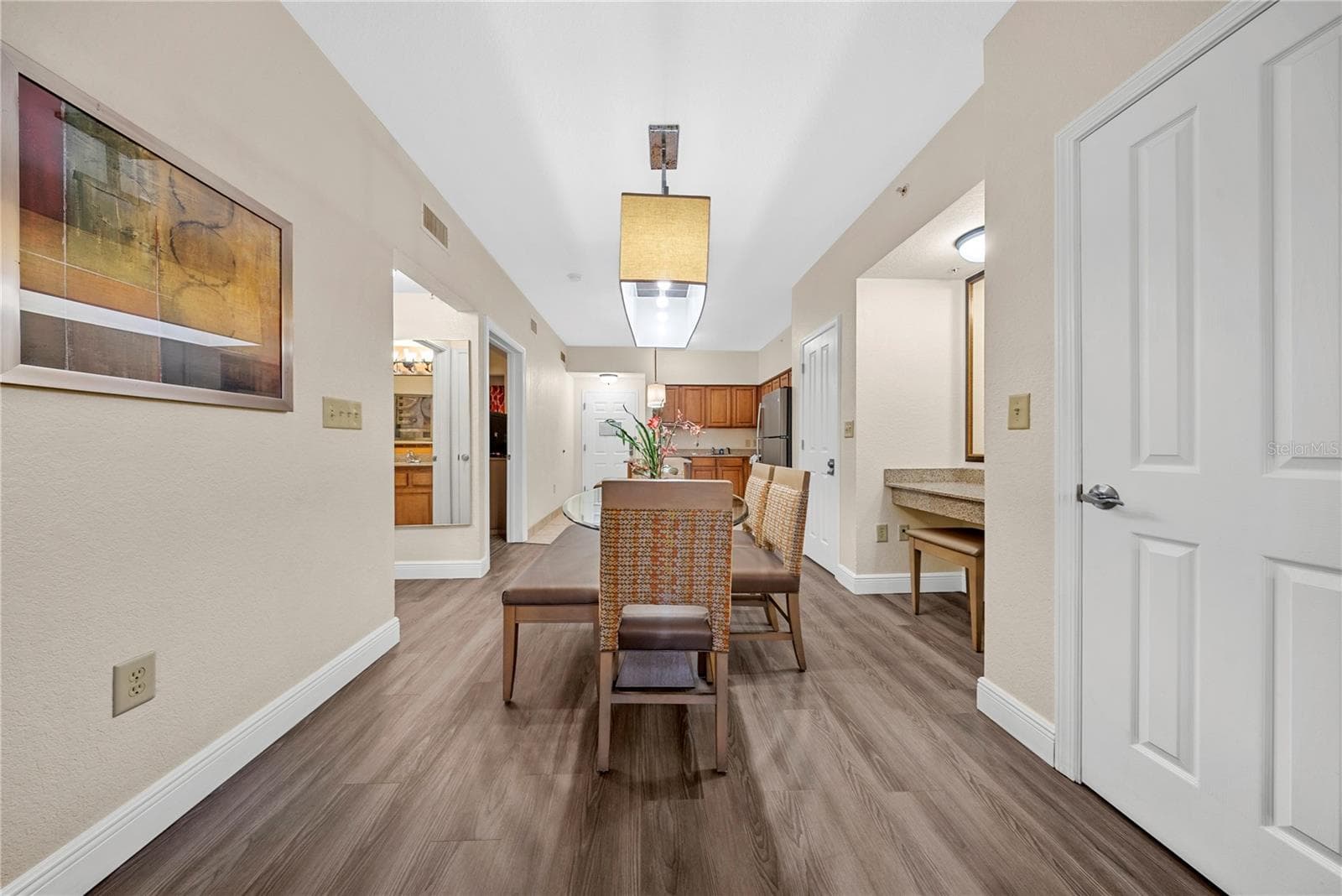 Condo - Hotel at 12527 FLORIDAYS RESORT DR #402E, ORLANDO, photo 4 of 39