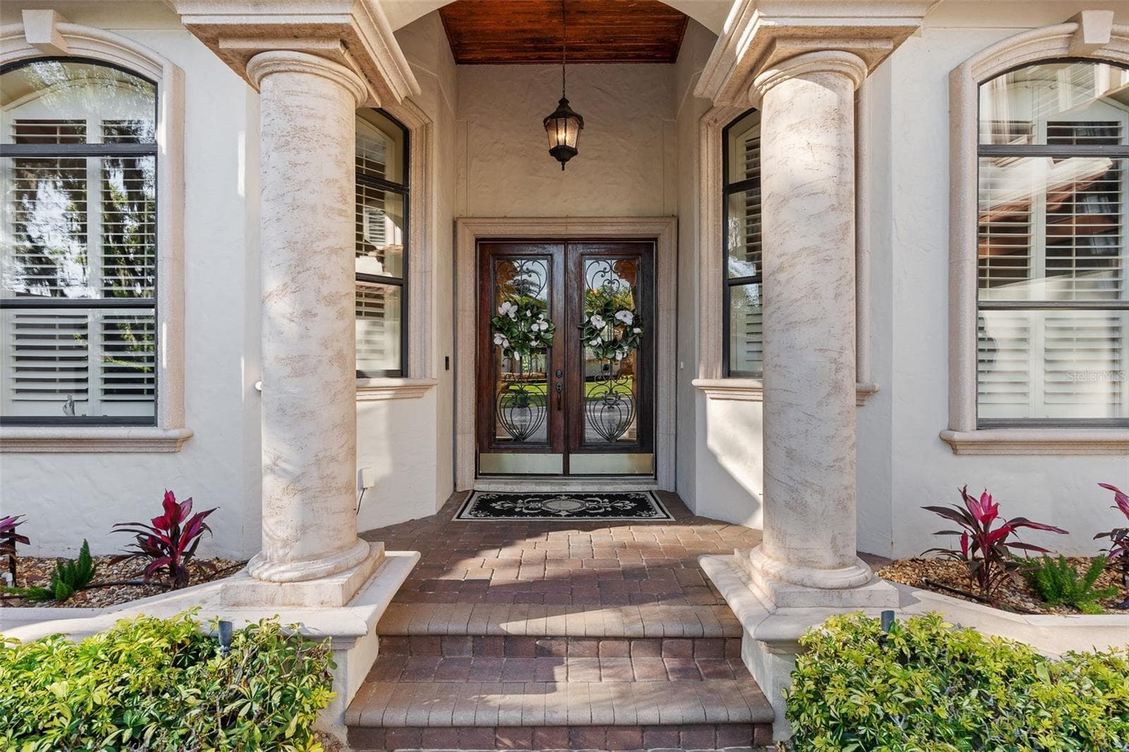 Custom Front Entry - 7341 BELLA FORESTA PL, SANFORD