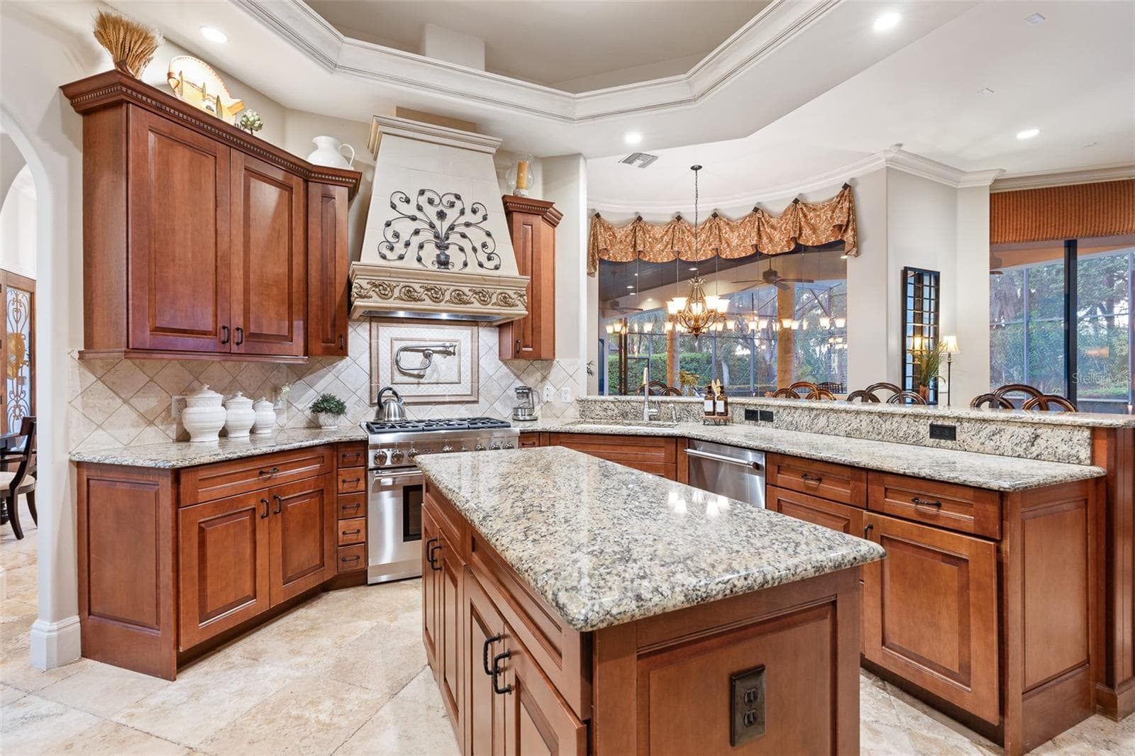 Kitchen - 7341 BELLA FORESTA PL, SANFORD