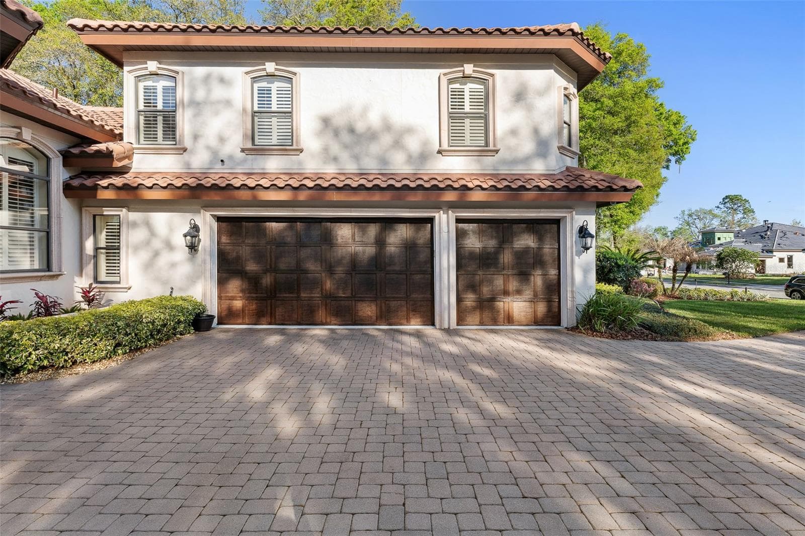 Driveway View - 7341 BELLA FORESTA PL, SANFORD