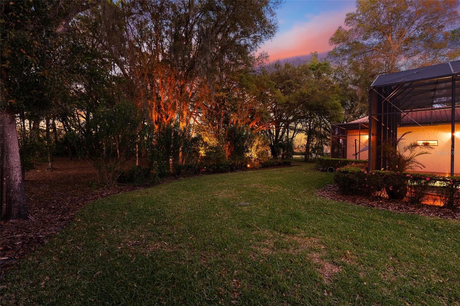 Twilight Backyard - 7341 BELLA FORESTA PL, SANFORD