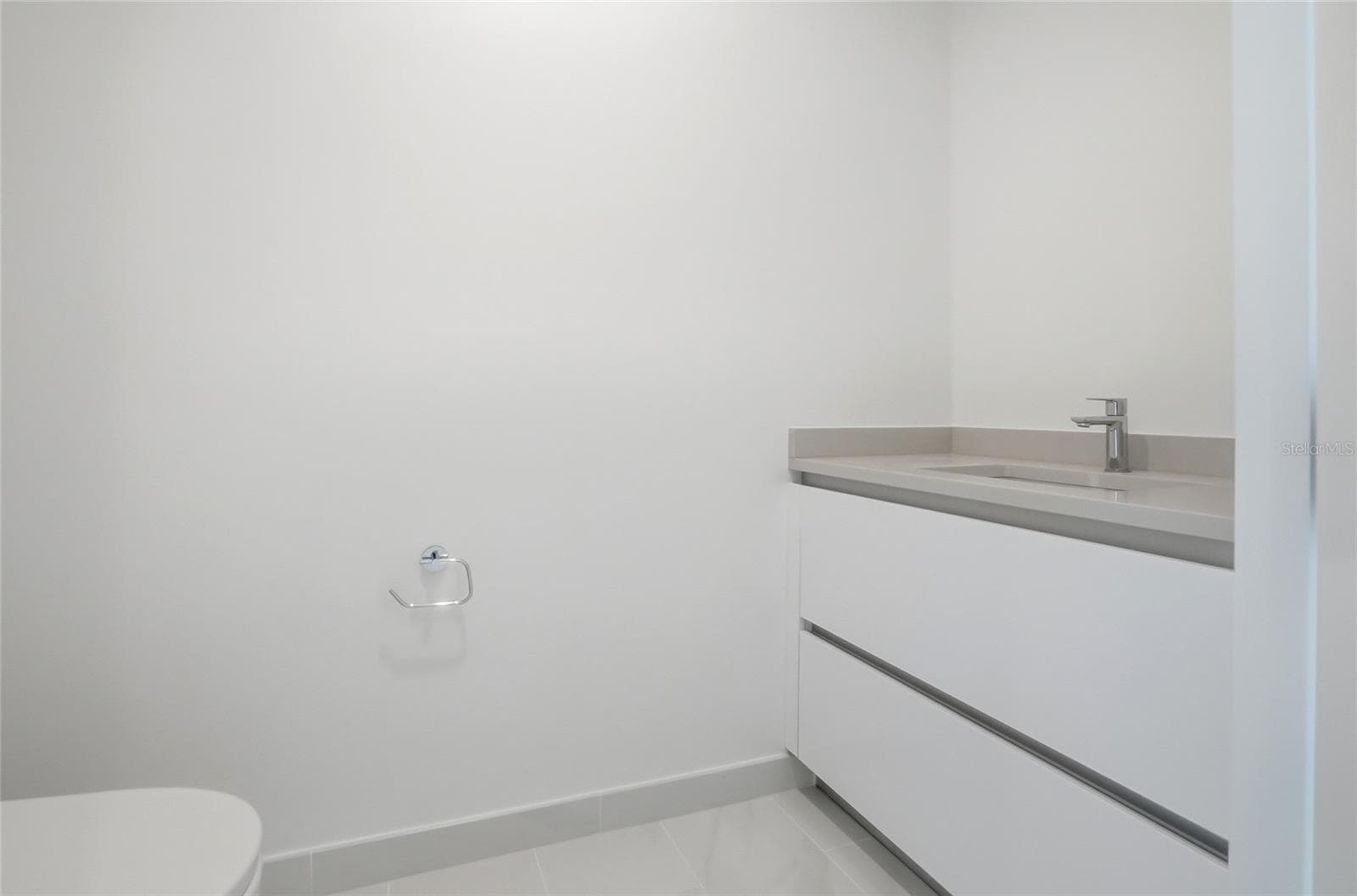 Condominium at 400 CENTRAL AVE #2008, ST PETERSBURG, photo 38 of 71
