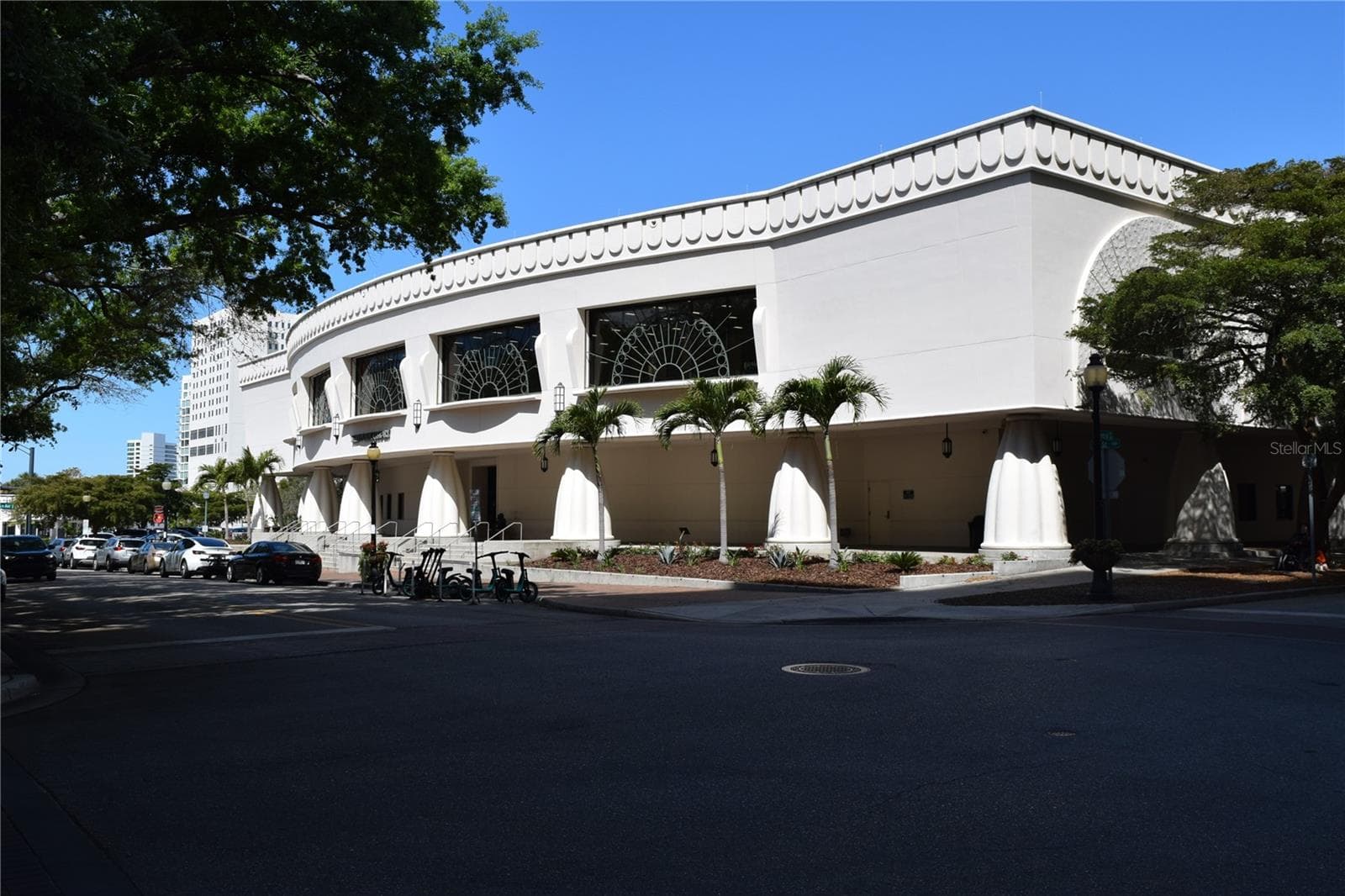Library next to the Park - 50 CENTRAL AVE #15A, SARASOTA