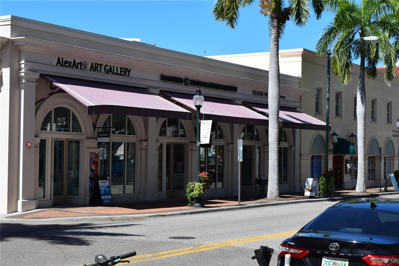 Within a block walk from Plaza Five Points - 50 CENTRAL AVE #15A, SARASOTA