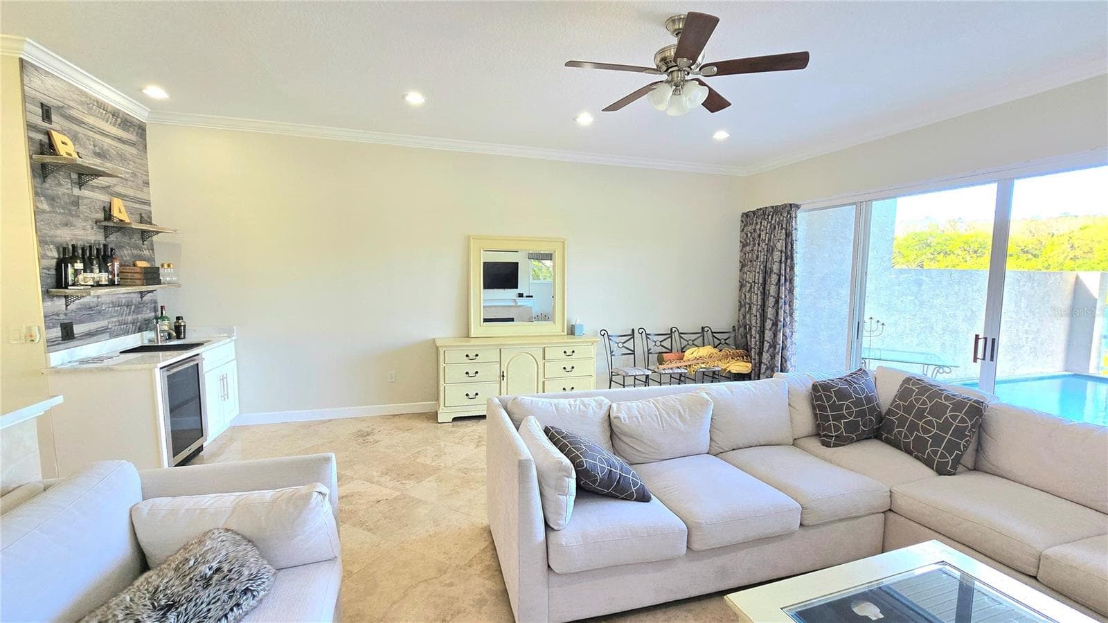 Townhouse at 1806 LAGO VISTA BLVD, PALM HARBOR, photo 4 of 31