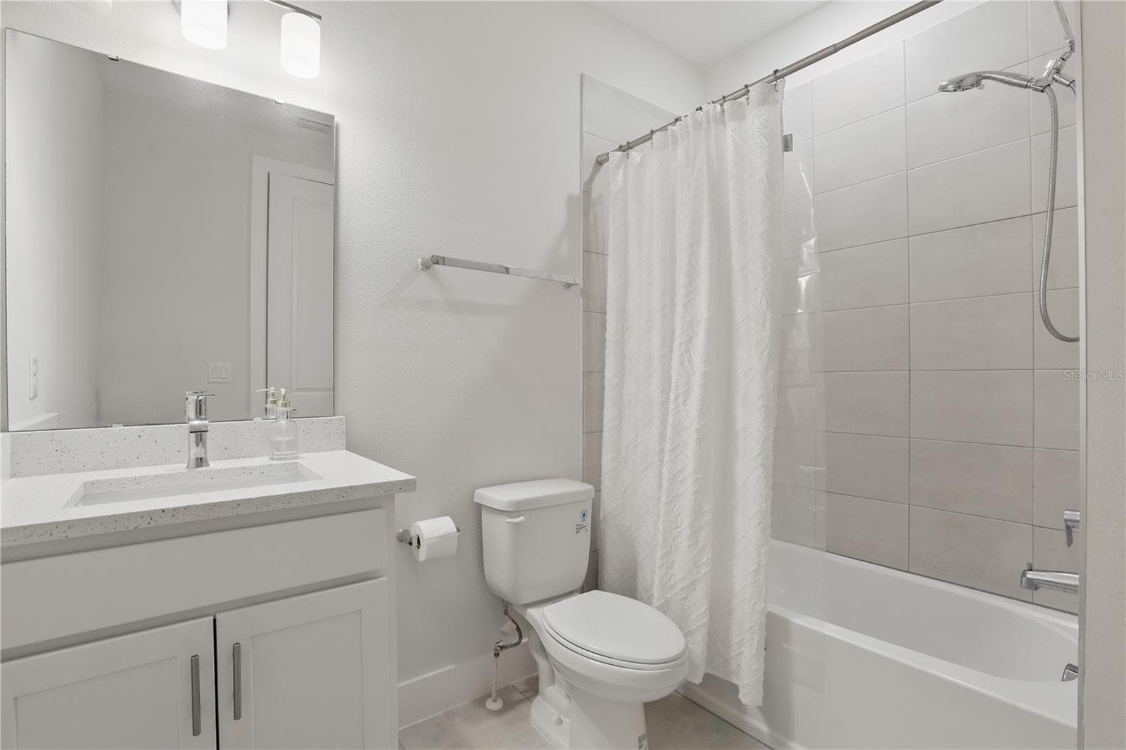 Guest Bathroom - 1462 BROOKDALE CT, OVIEDO