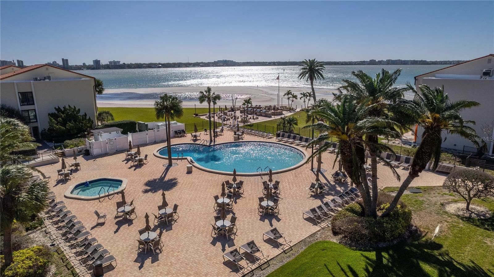 Condominium at 830 S GULFVIEW BLVD #501, CLEARWATER BEACH, photo 2 of 39