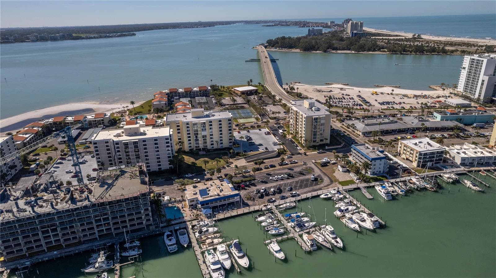 Condominium at 830 S GULFVIEW BLVD #501, CLEARWATER BEACH, photo 5 of 39