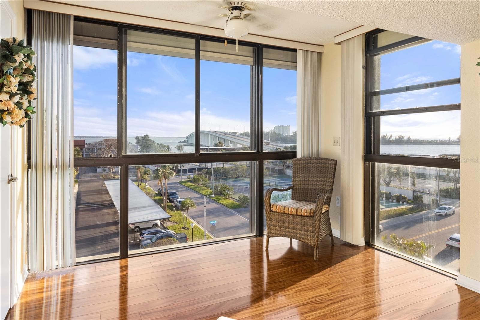 Condominium at 830 S GULFVIEW BLVD #501, CLEARWATER BEACH, photo 18 of 39