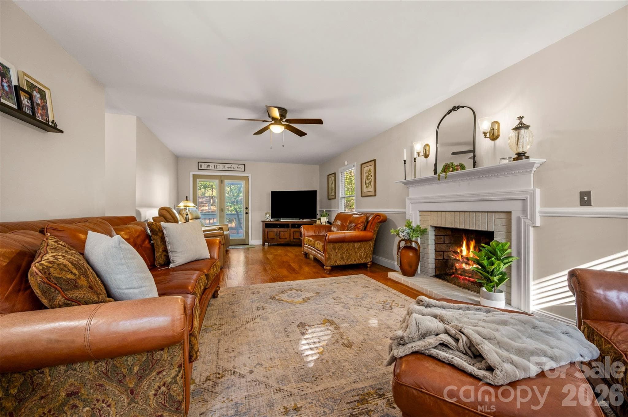 Family Room - Rutherfordton