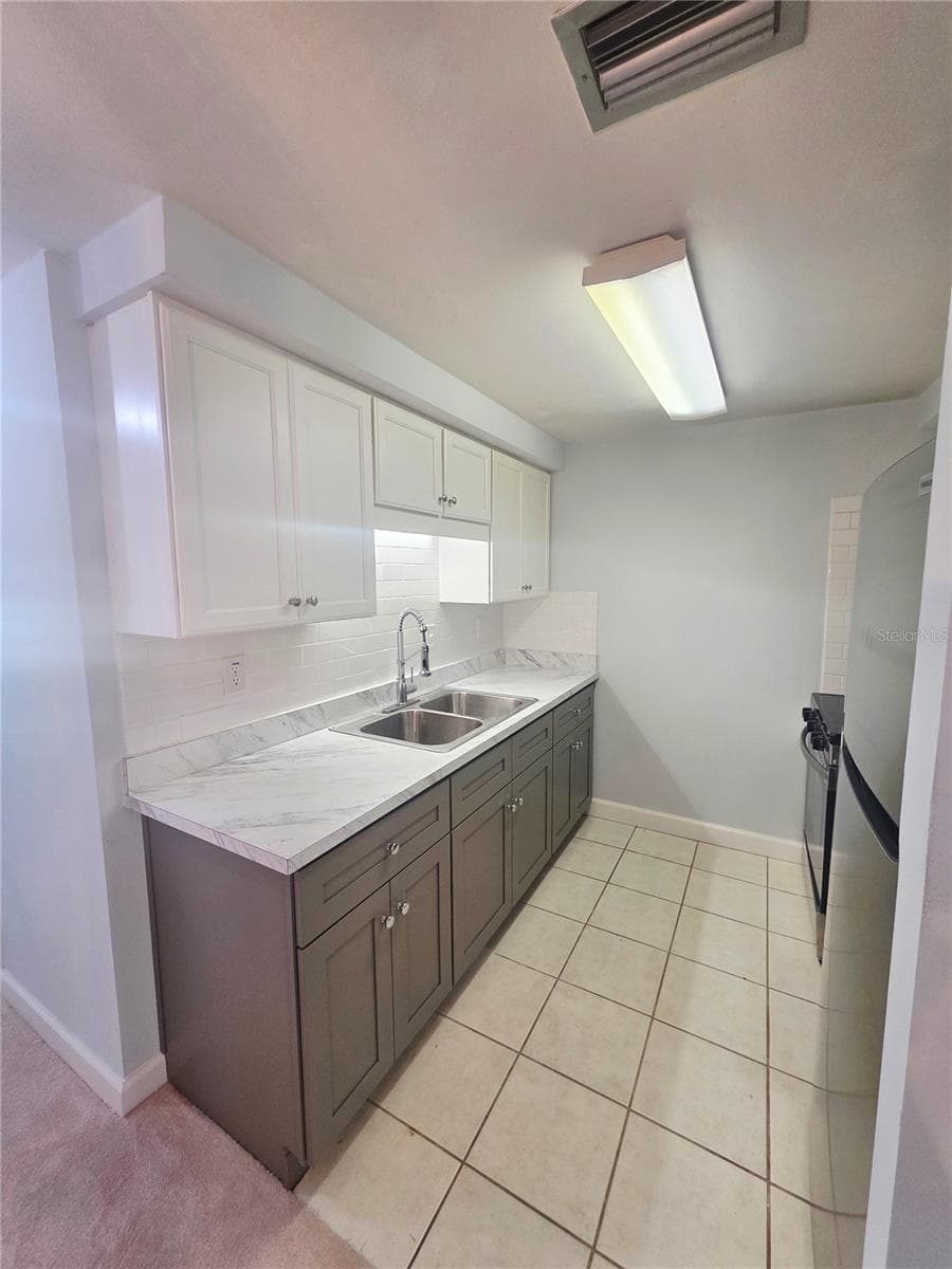 Condominium at 4461 RUSTIC DR, NEW PORT RICHEY, photo 6 of 36