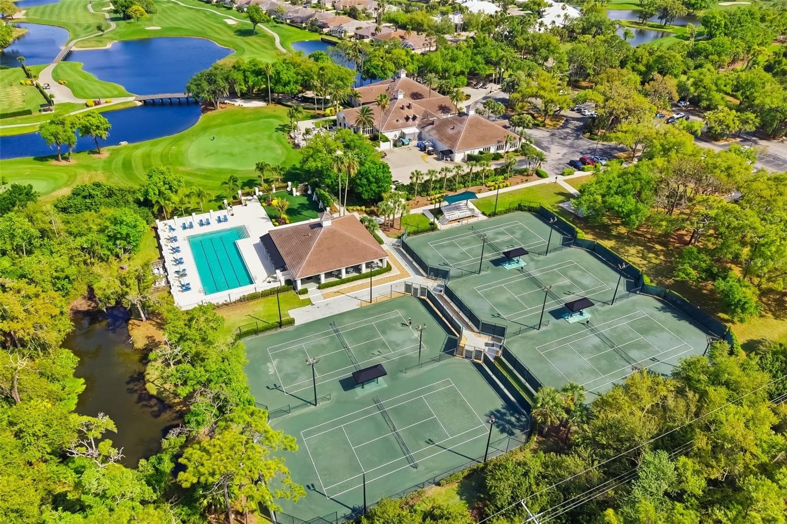 Tennis Courts - 10107 CARNOUSTIE PL, BRADENTON