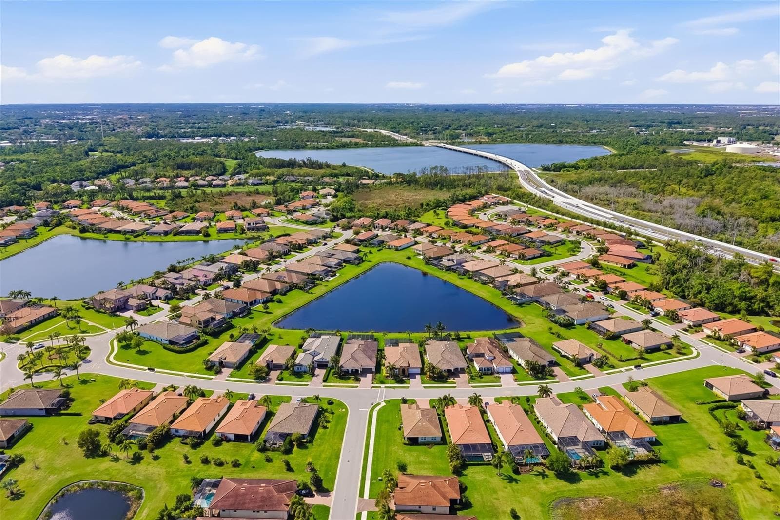 Single Family Residence at 10107 CARNOUSTIE PL, BRADENTON, photo 63 of 85