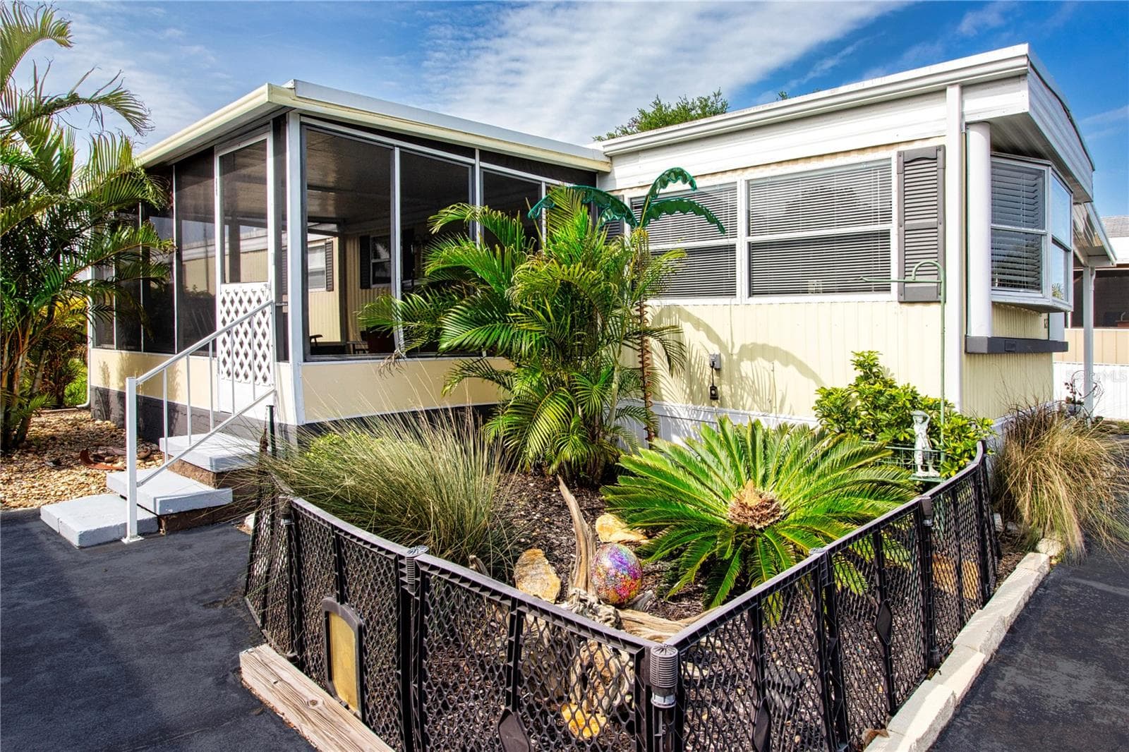 Manufactured Home at 420 49TH ST E #83, PALMETTO, photo 9 of 57