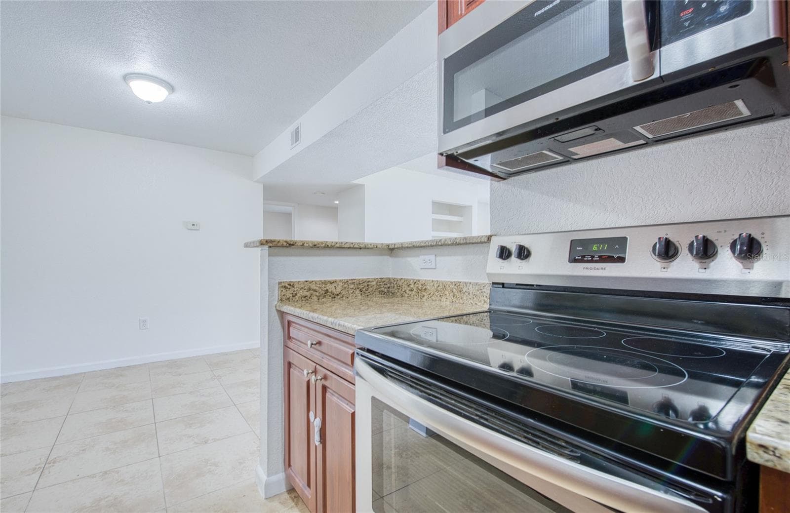 Condominium at 455 ALT 19 S #21, PALM HARBOR, photo 11 of 36