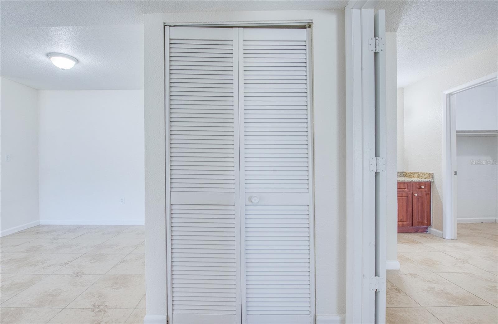 Condominium at 455 ALT 19 S #21, PALM HARBOR, photo 18 of 36