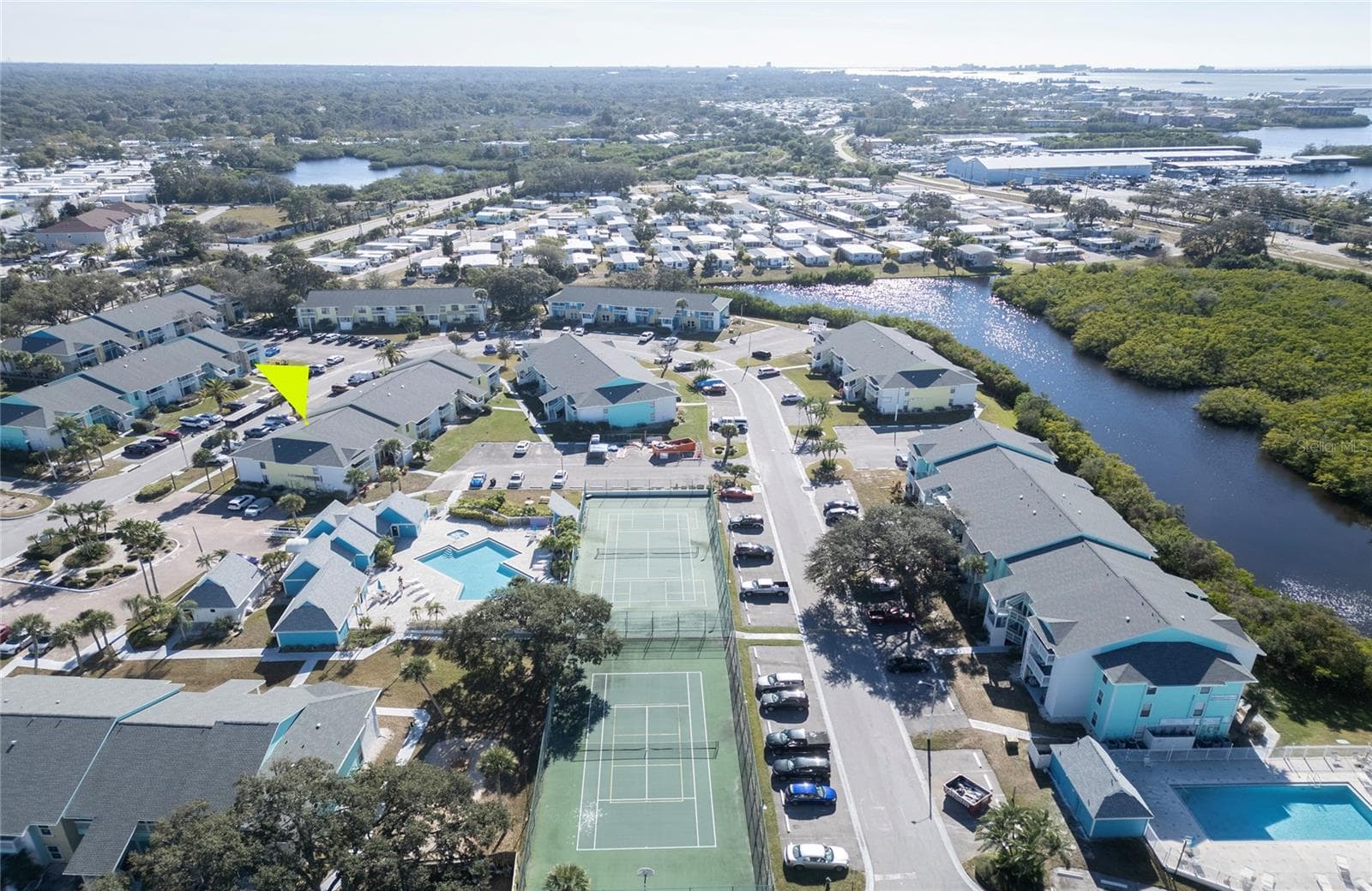 Condominium at 455 ALT 19 S #21, PALM HARBOR, photo 28 of 36