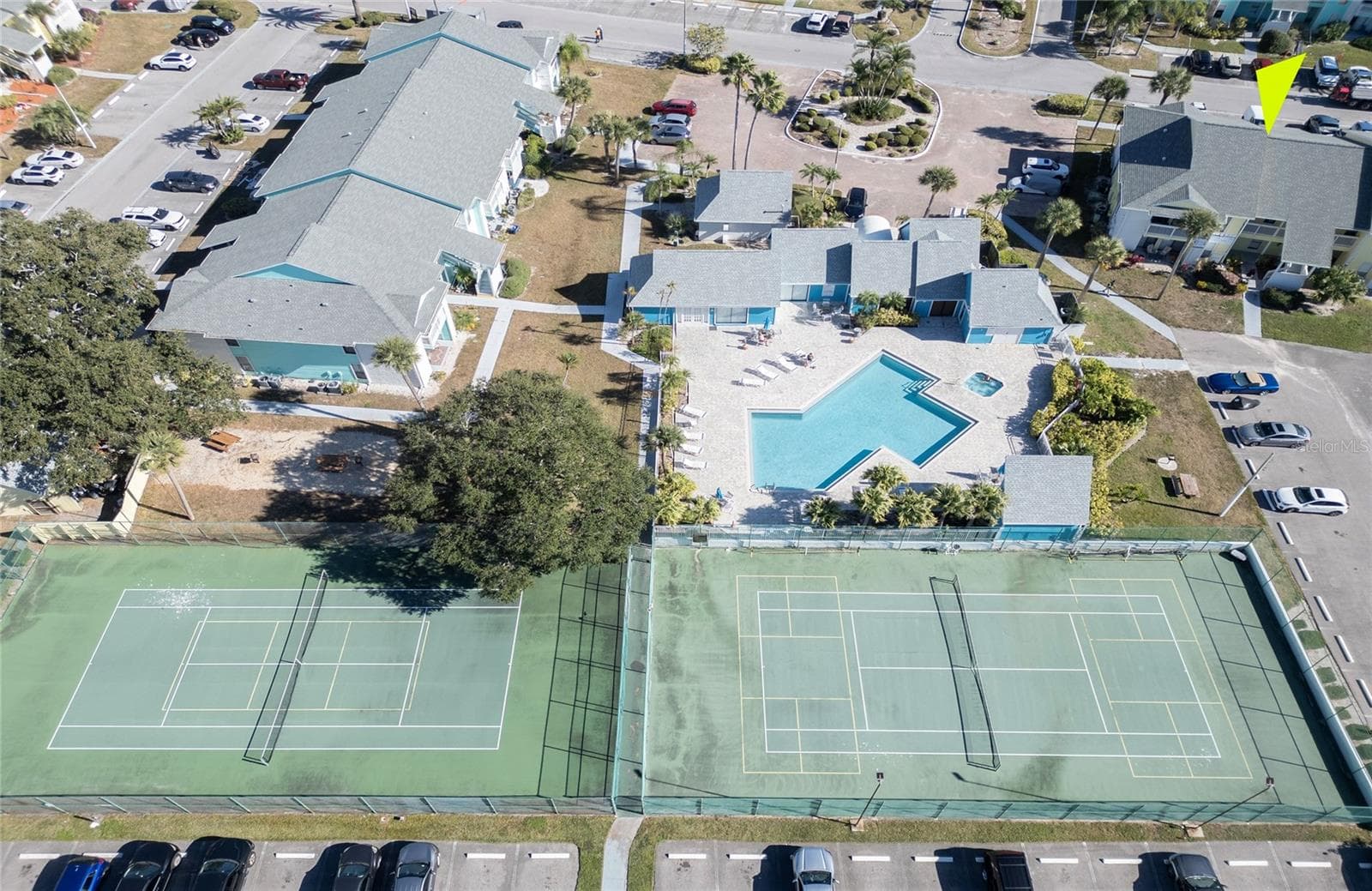 Condominium at 455 ALT 19 S #21, PALM HARBOR, photo 30 of 36
