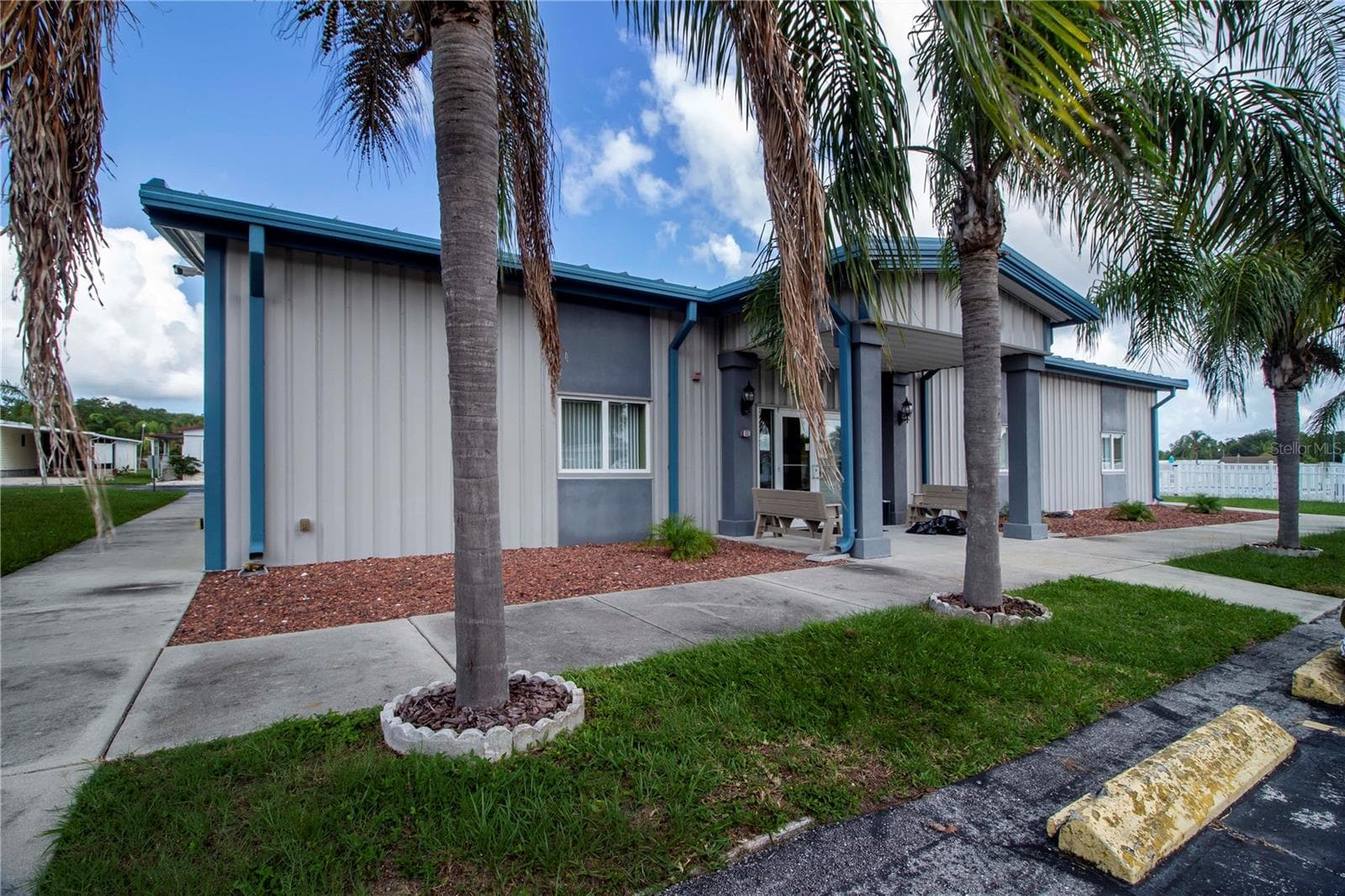 Manufactured Home at 420 49TH ST E #83, PALMETTO, photo 46 of 57