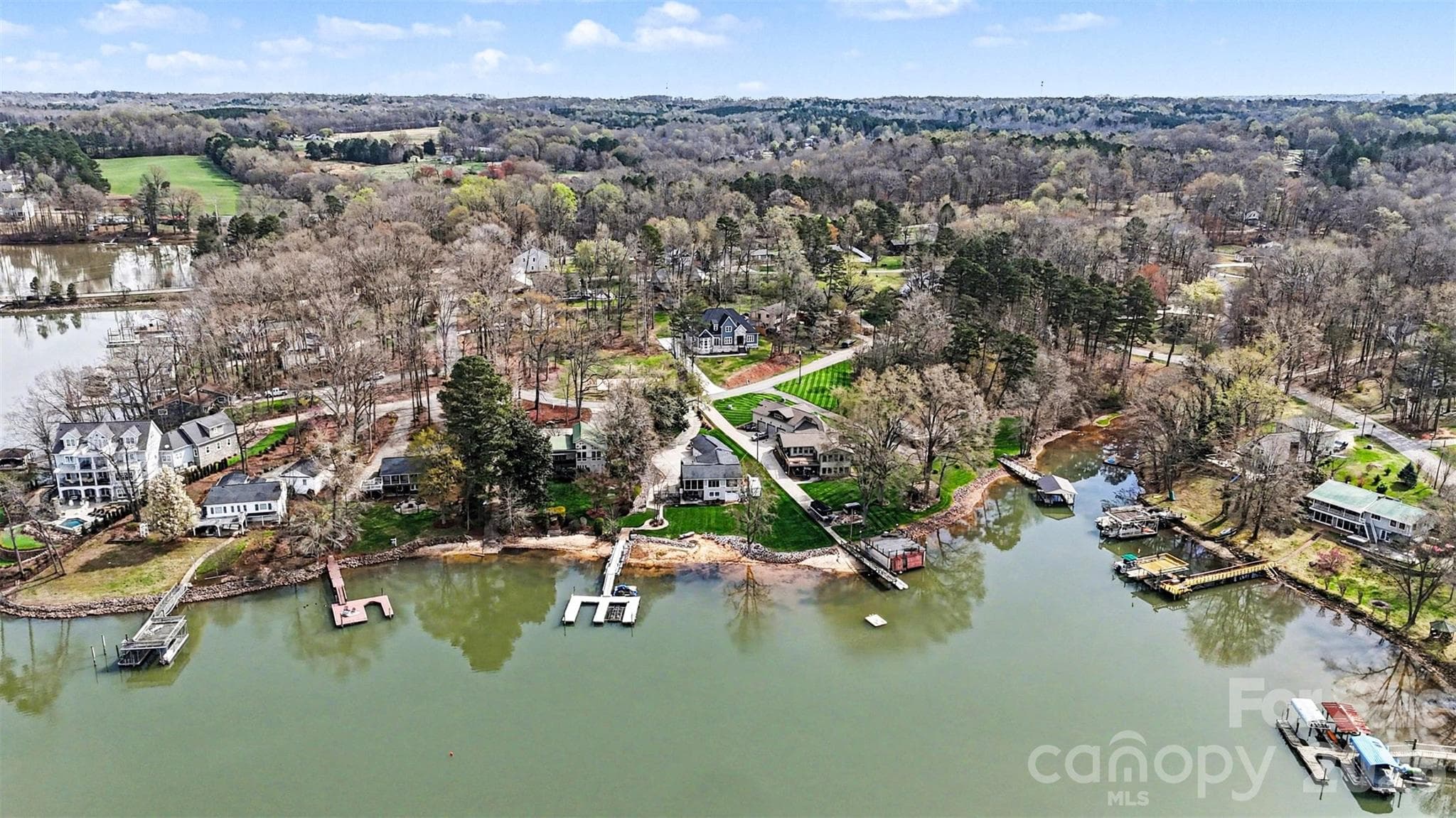 Single Family Residence at 149 Shady Cove Road, Troutman, photo 7 of 48