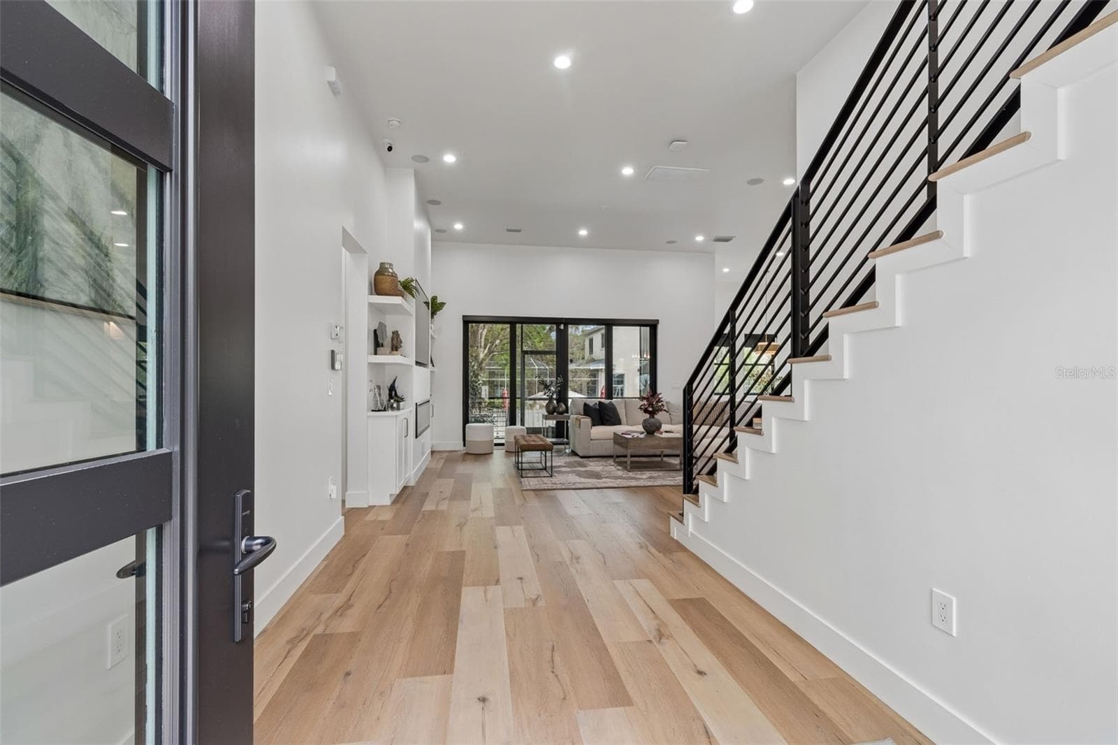 Glorious 12 foot ceilings on main level. 10 foot on 2nd level - 5410 BAYSHORE BLVD, TAMPA