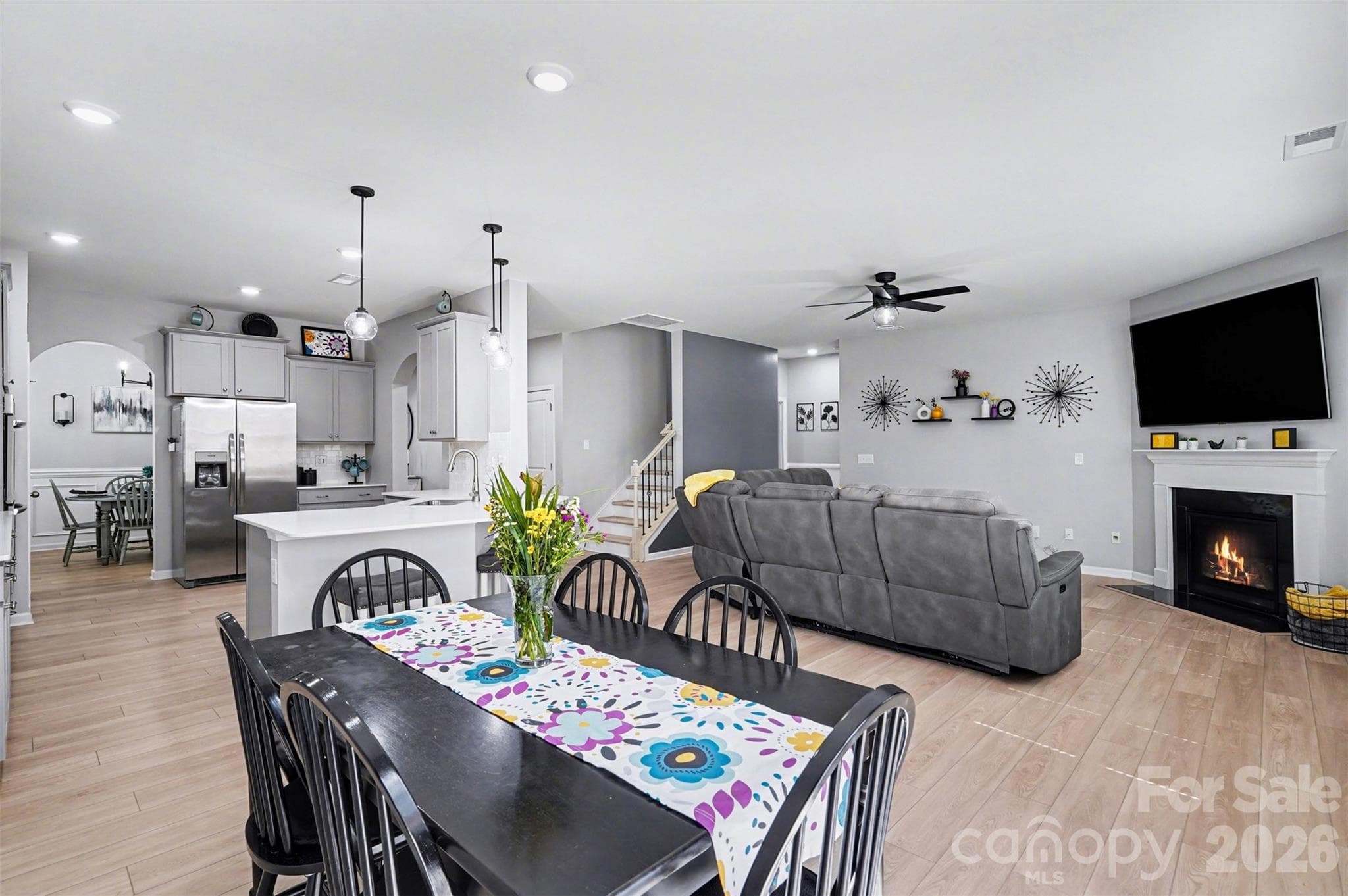 Open floorplan for all entertaining needs - 310 Hamptons Cove Road, Troutman