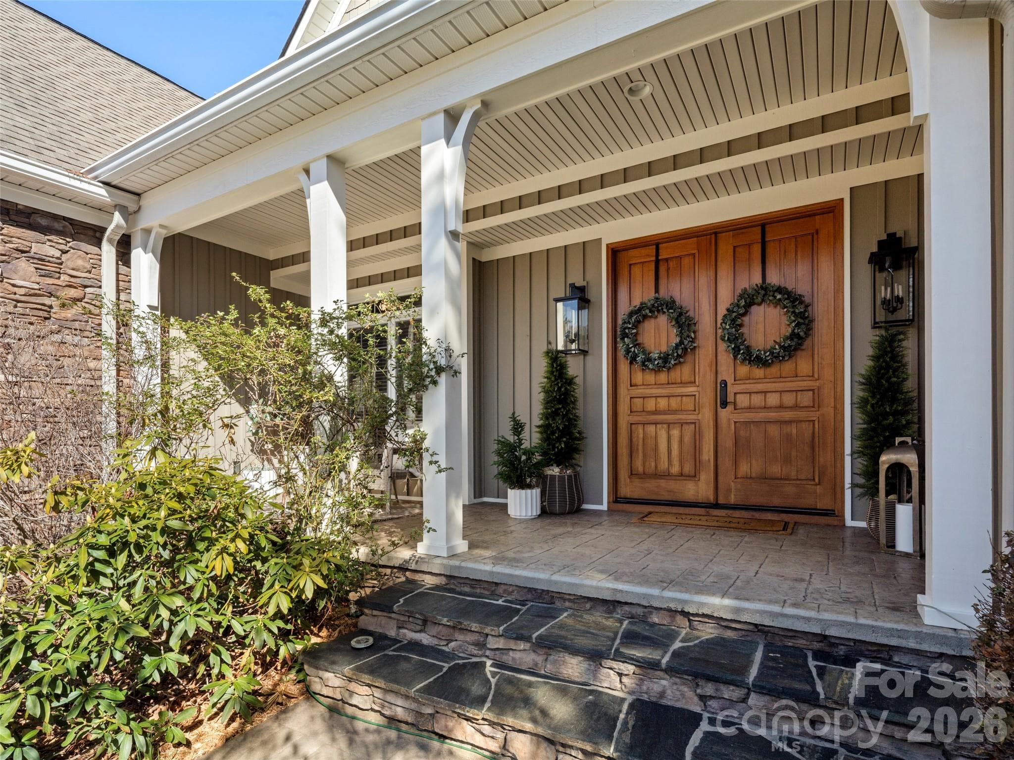 Single Family Residence at 47 Ledgestone Drive, Fairview, photo 3 of 35