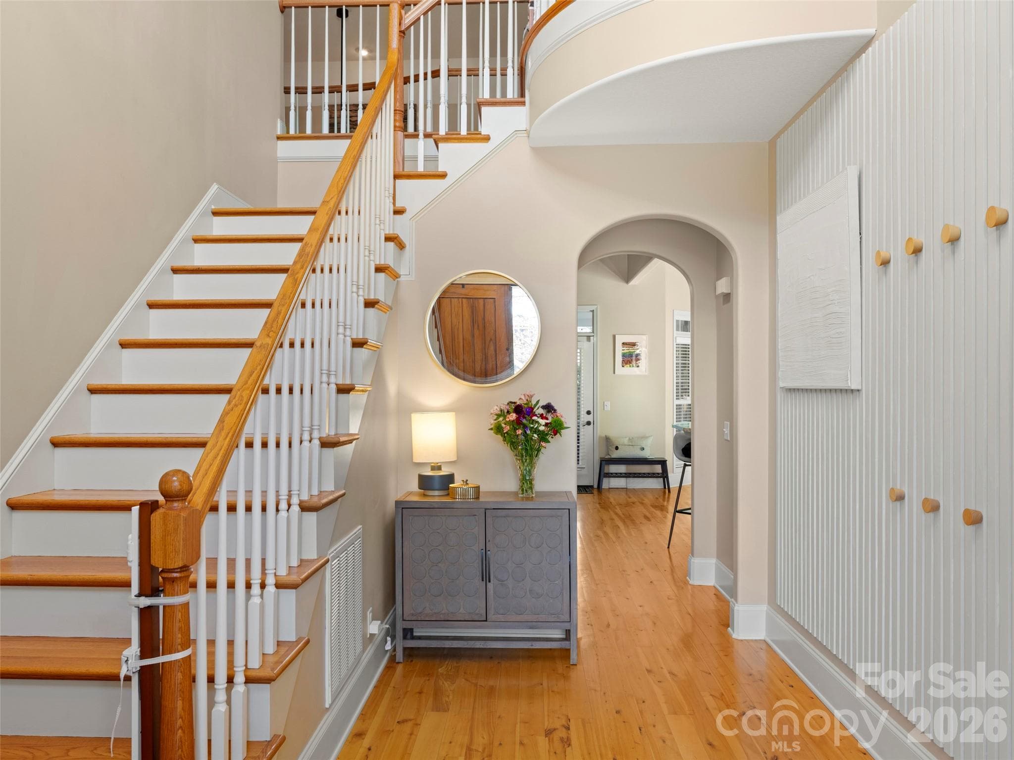 Single Family Residence at 47 Ledgestone Drive, Fairview, photo 4 of 35