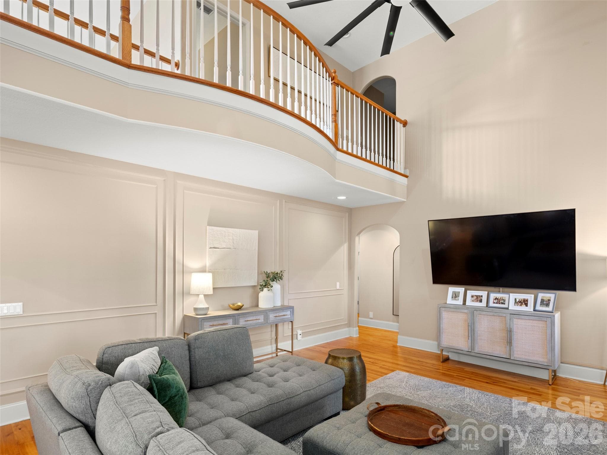 Single Family Residence at 47 Ledgestone Drive, Fairview, photo 5 of 35