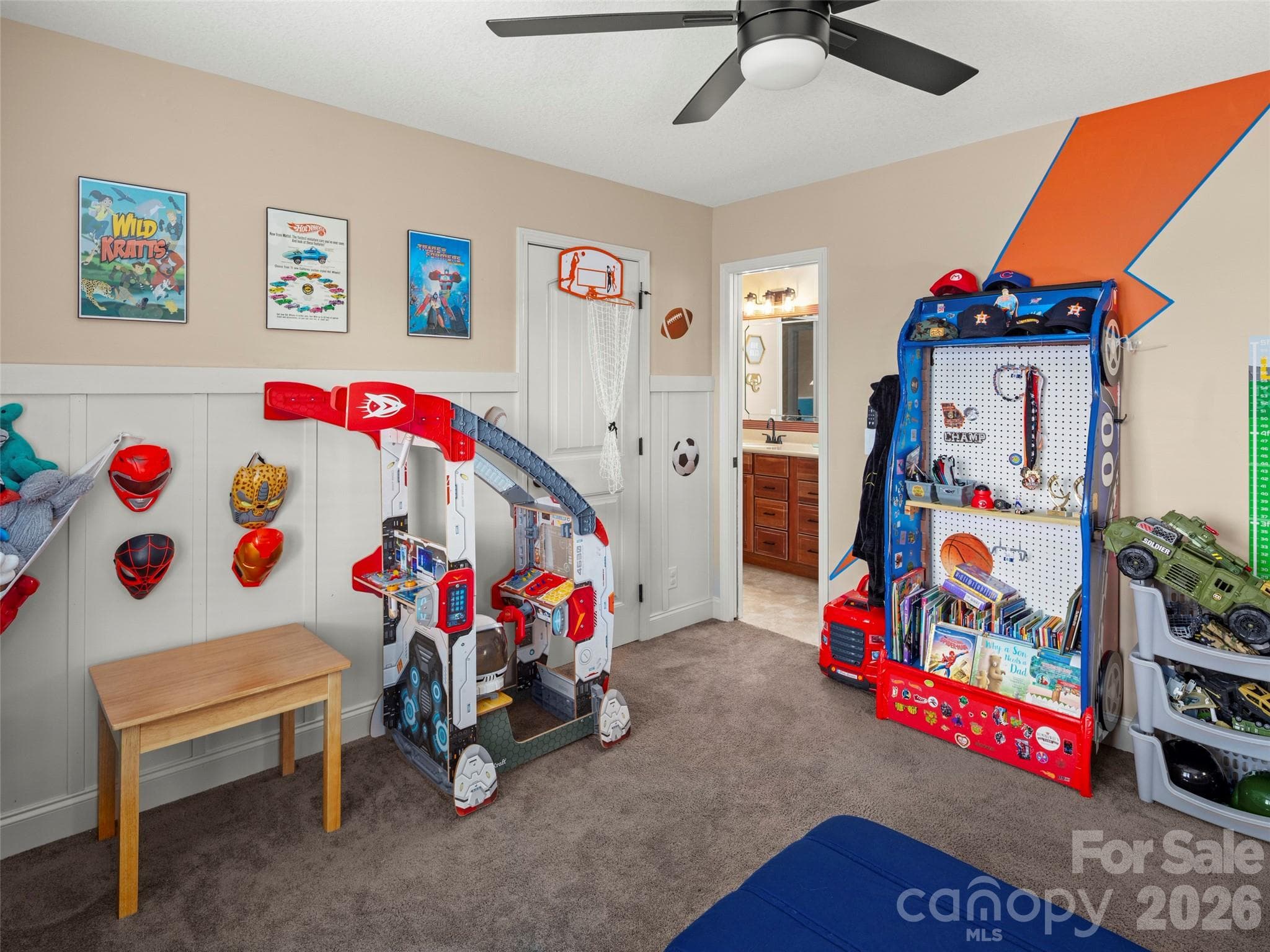 Single Family Residence at 47 Ledgestone Drive, Fairview, photo 30 of 35