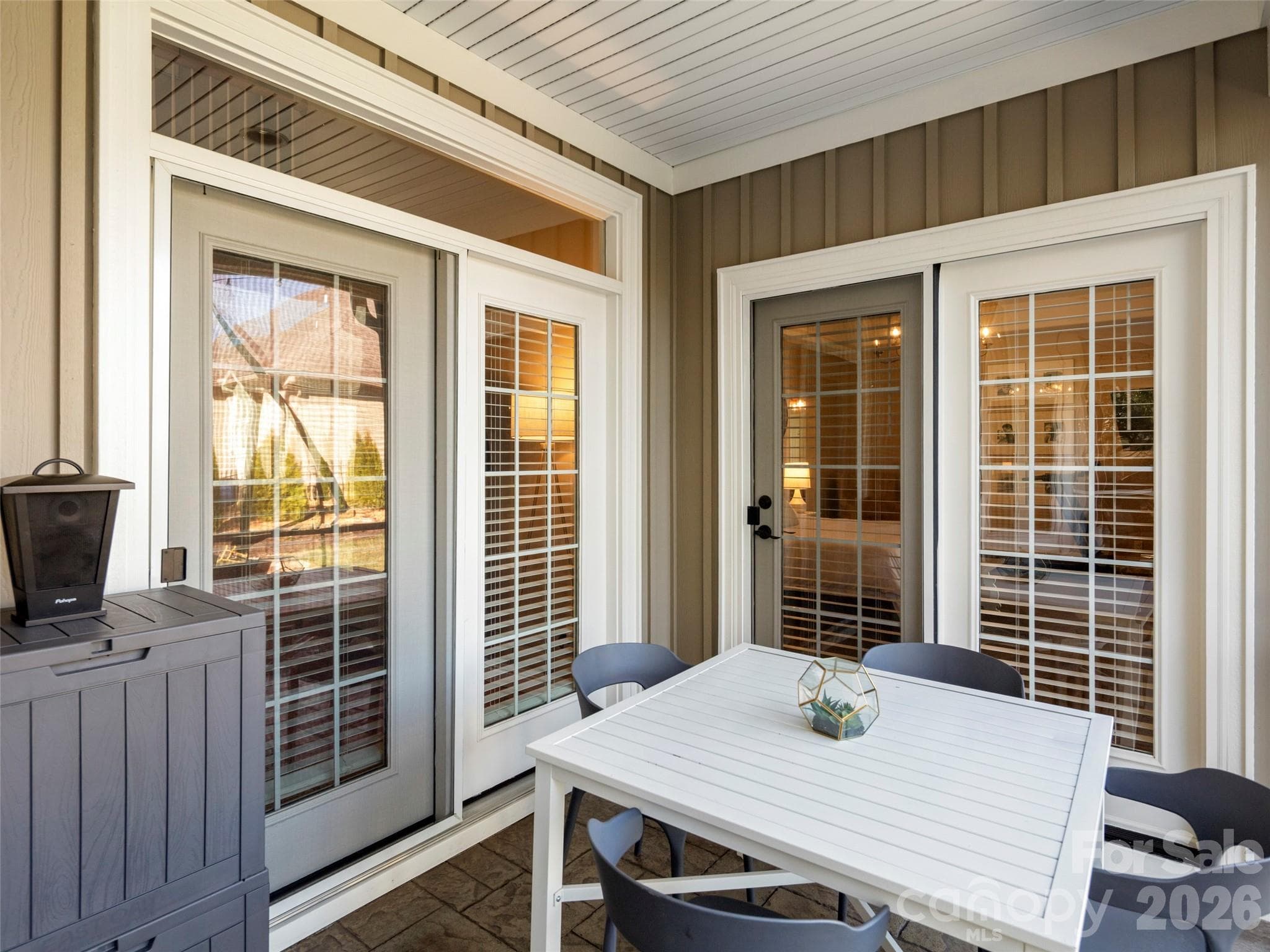 Single Family Residence at 47 Ledgestone Drive, Fairview, photo 31 of 35
