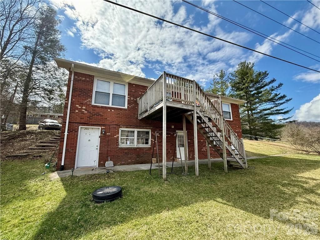 Fourplex at 210 Howards Creek Road, Boone, photo 2 of 17