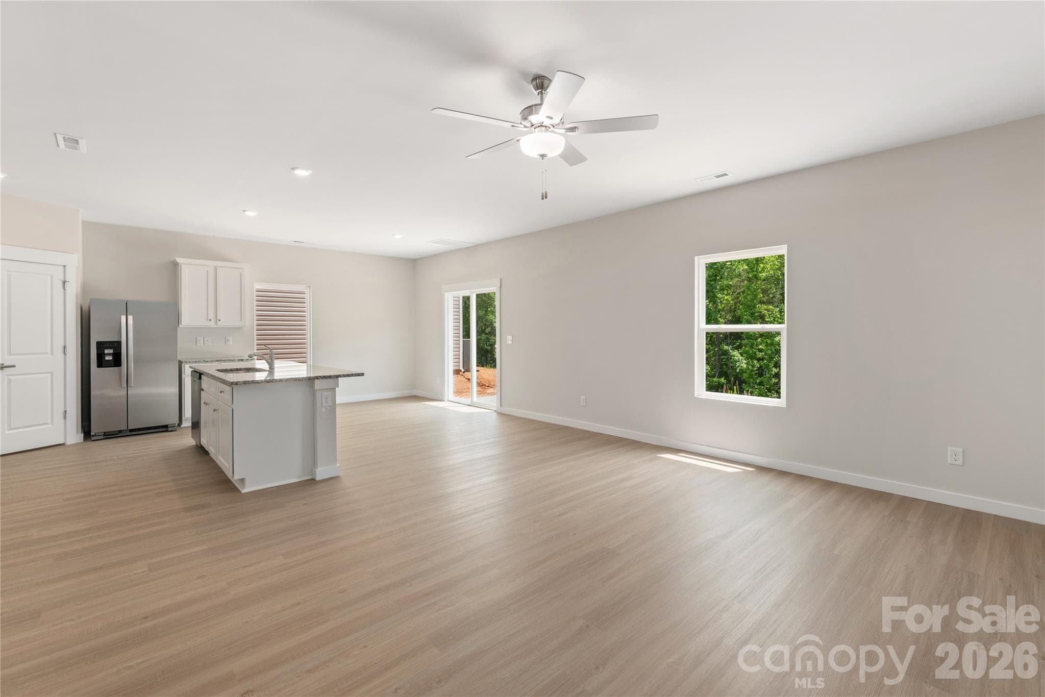 Single Family Residence at 3416 Robindale Drive, Winston Salem, photo 6 of 22