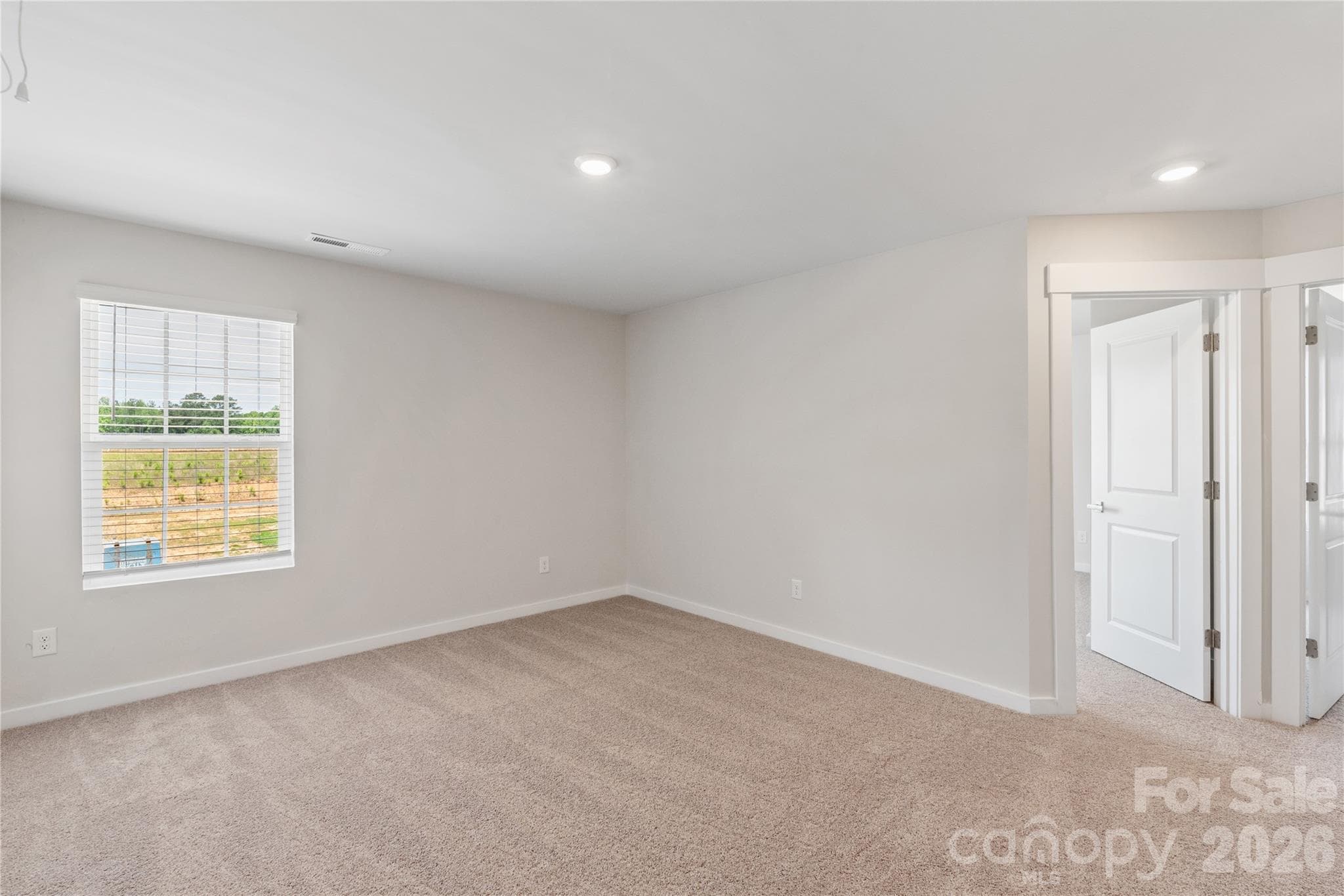 Single Family Residence at 3416 Robindale Drive, Winston Salem, photo 13 of 22