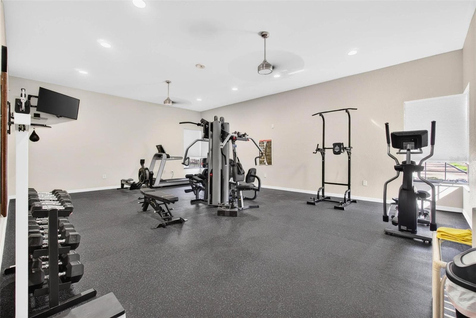 Condominium at 14820 RUE DE BAYONNE #302, CLEARWATER, photo 24 of 30