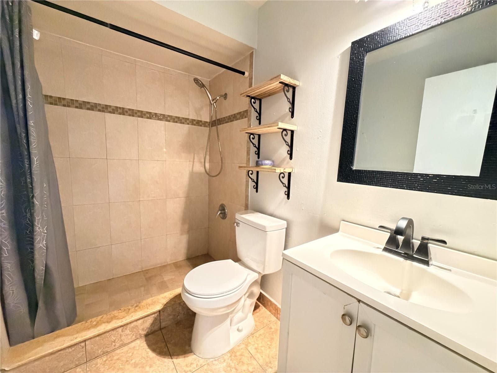 Villa at 84 E MARBRISA WAY, KISSIMMEE, photo 6 of 9