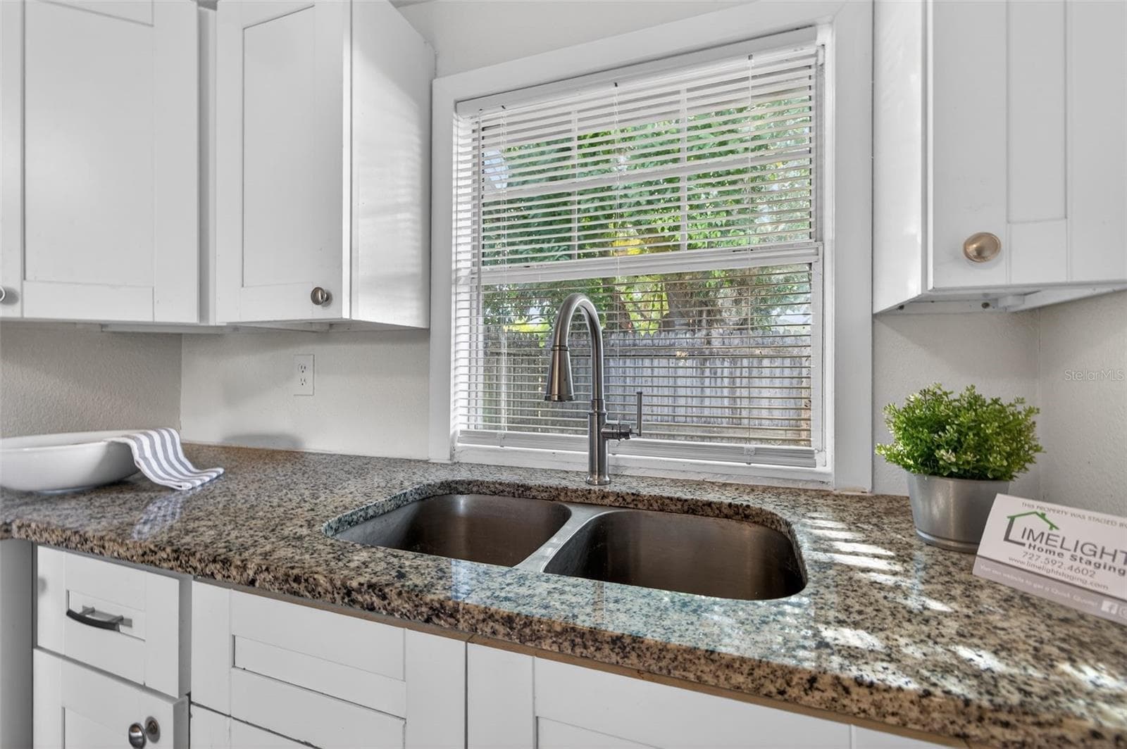 Single Family Residence at 1777 28TH AVE N, ST PETERSBURG, photo 10 of 18