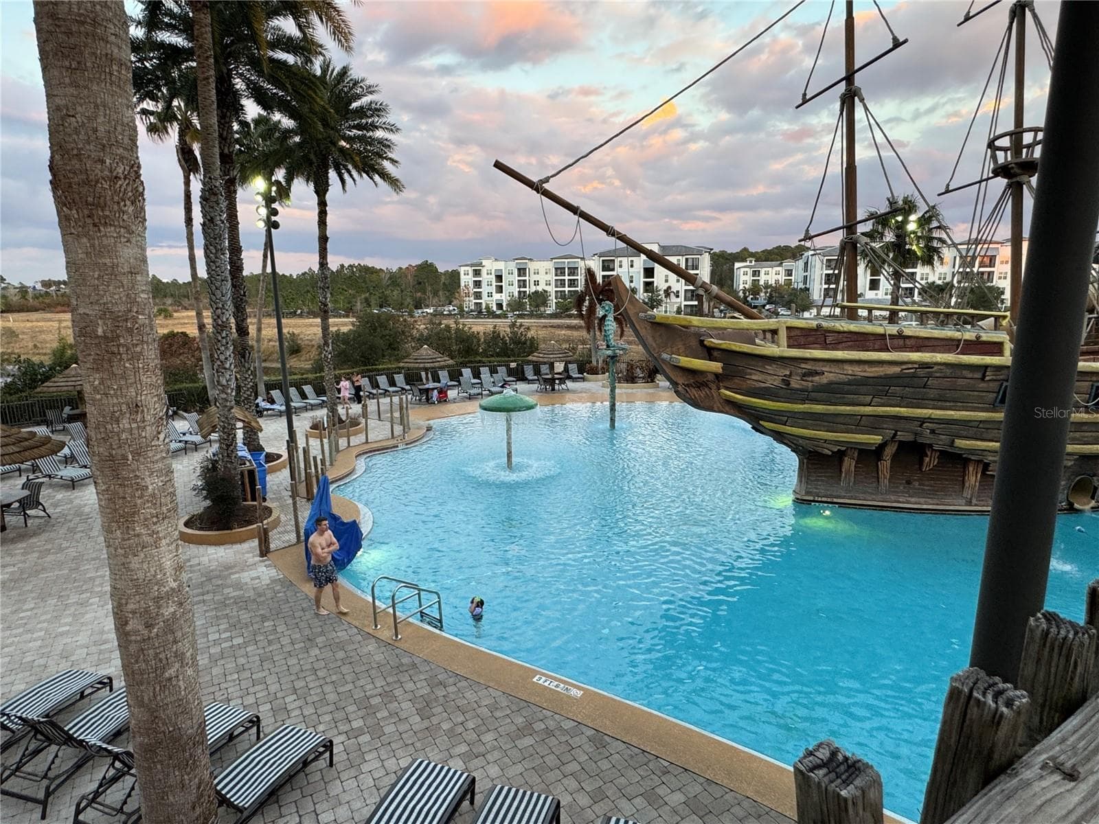 amenities - 8125 RESORT VILLAGE DR #5304, ORLANDO